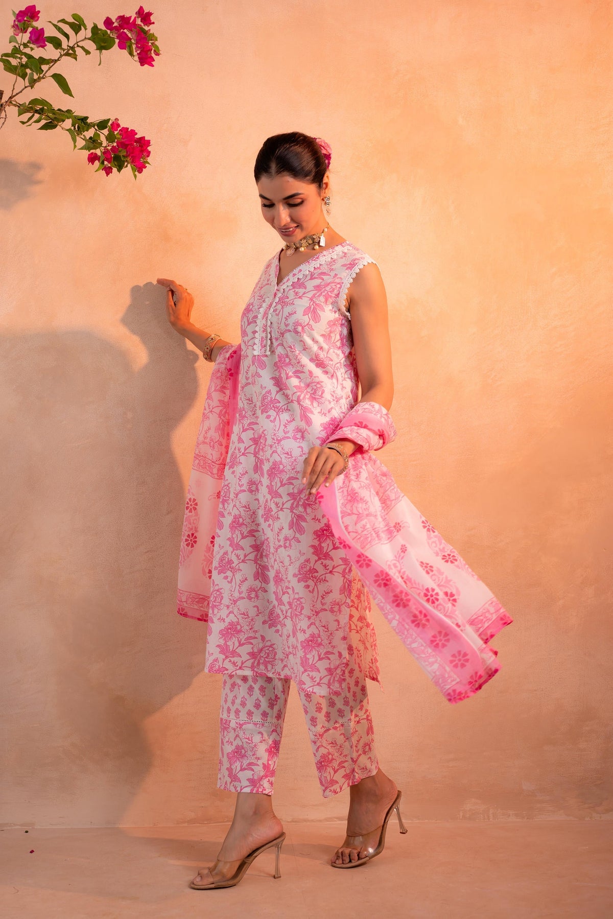 Juniper Pink Whisper Floral Kurta Pant And Dupatta Set | Grocsy