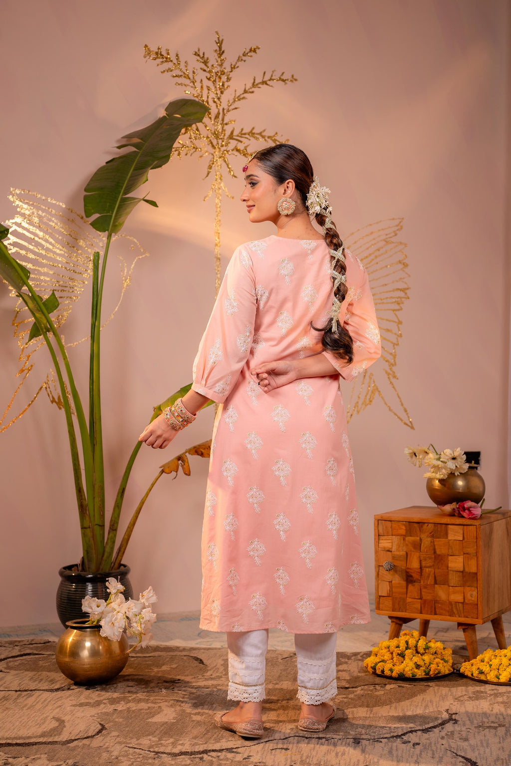Juniper Gulnaar Peach Embroidered Kurta | Grocsy
