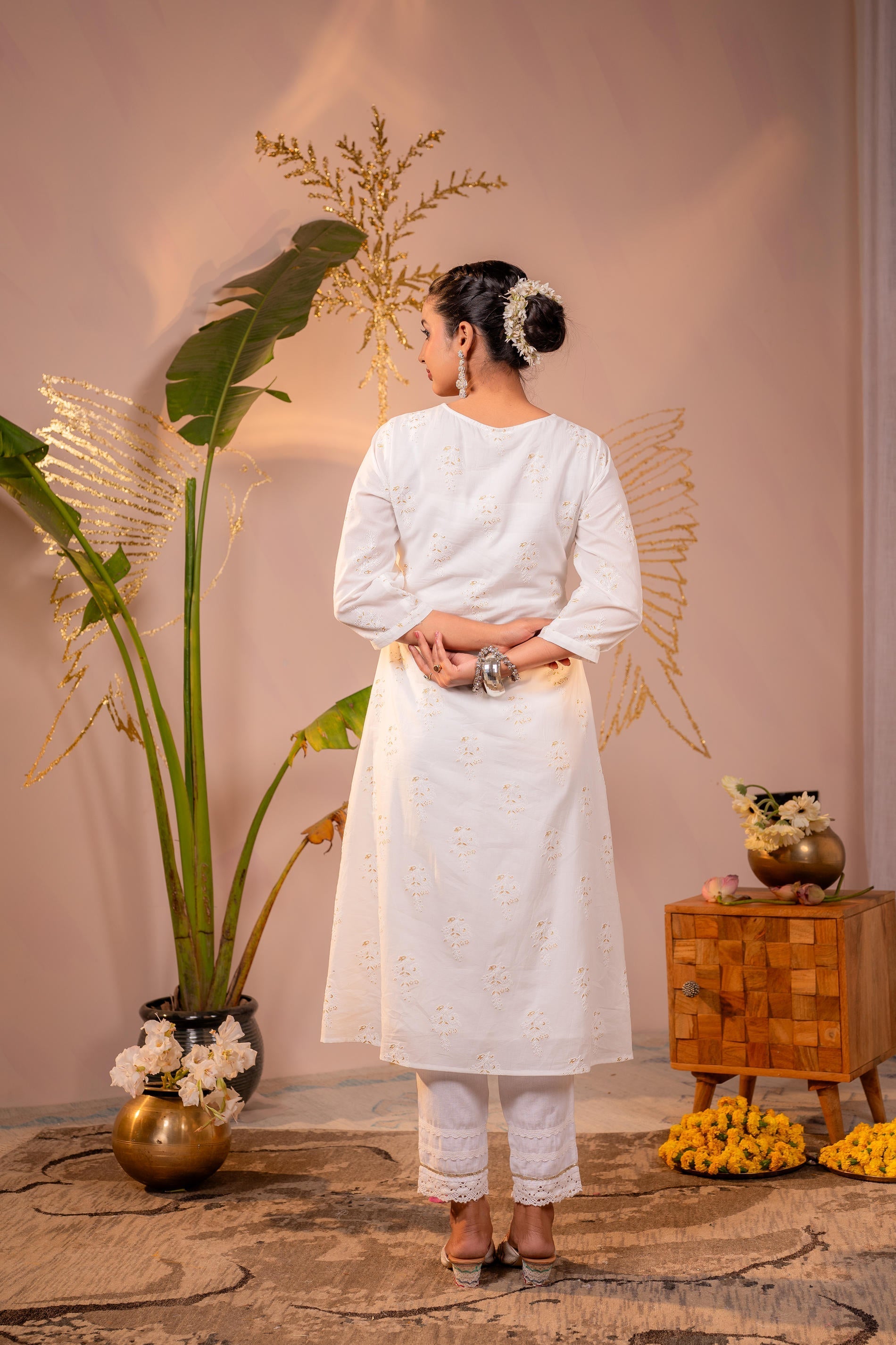 Juniper Cotton White Embroidered Kurta | Grocsy