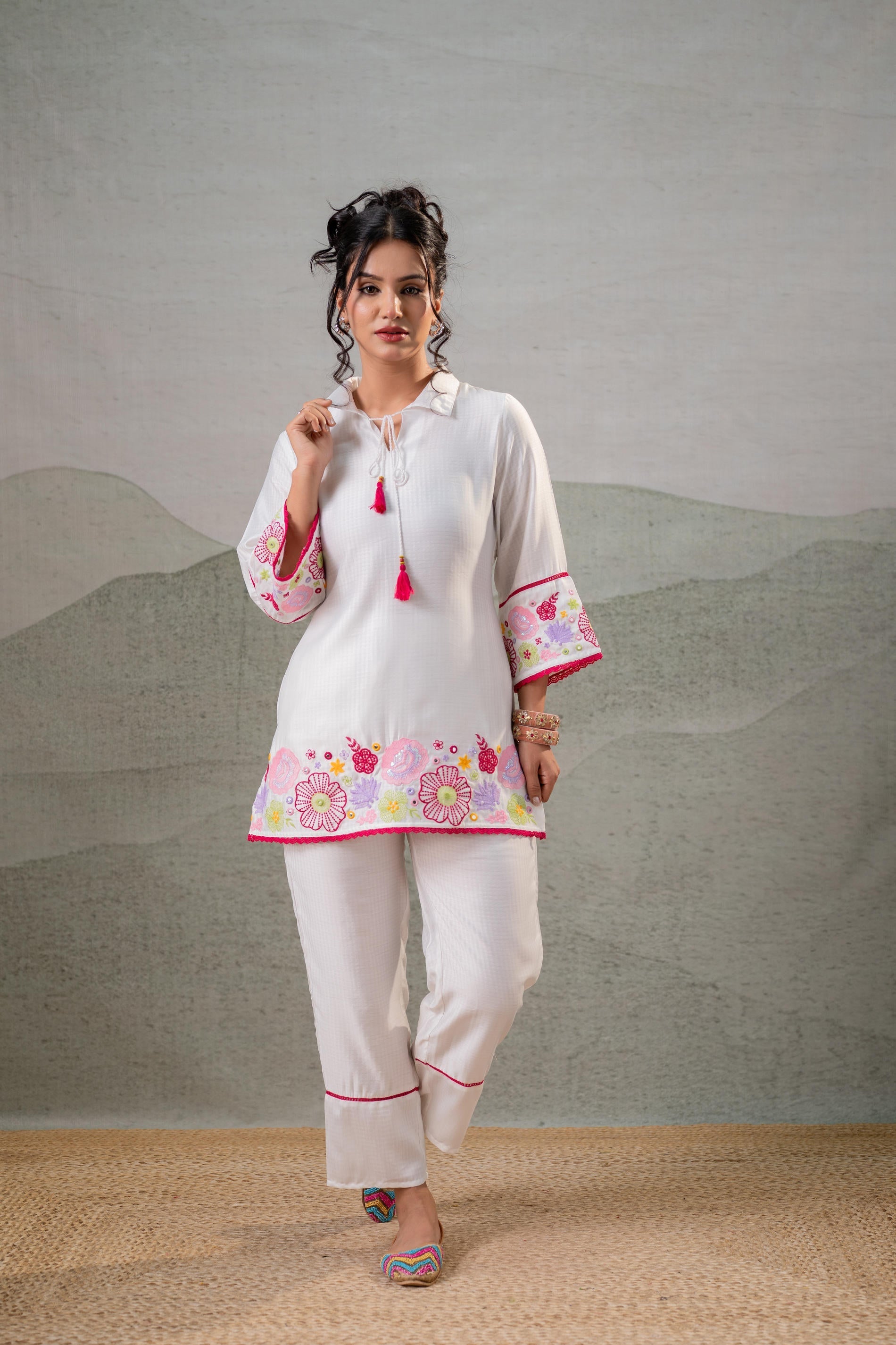 Juniper White Bloom Tassel Kurta Co-Ord | Grocsy