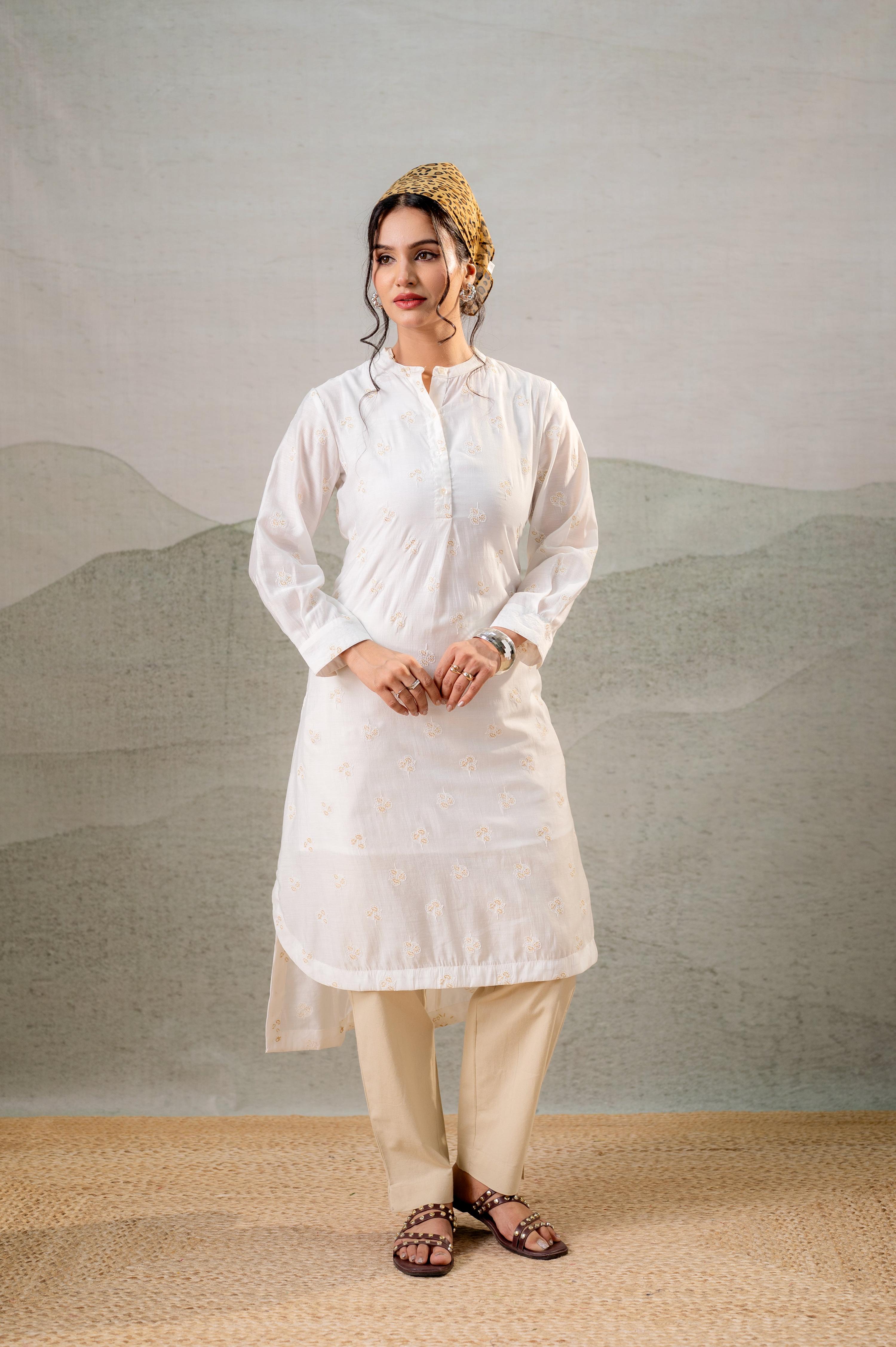 Juniper White Embroidered Kurta | Grocsy