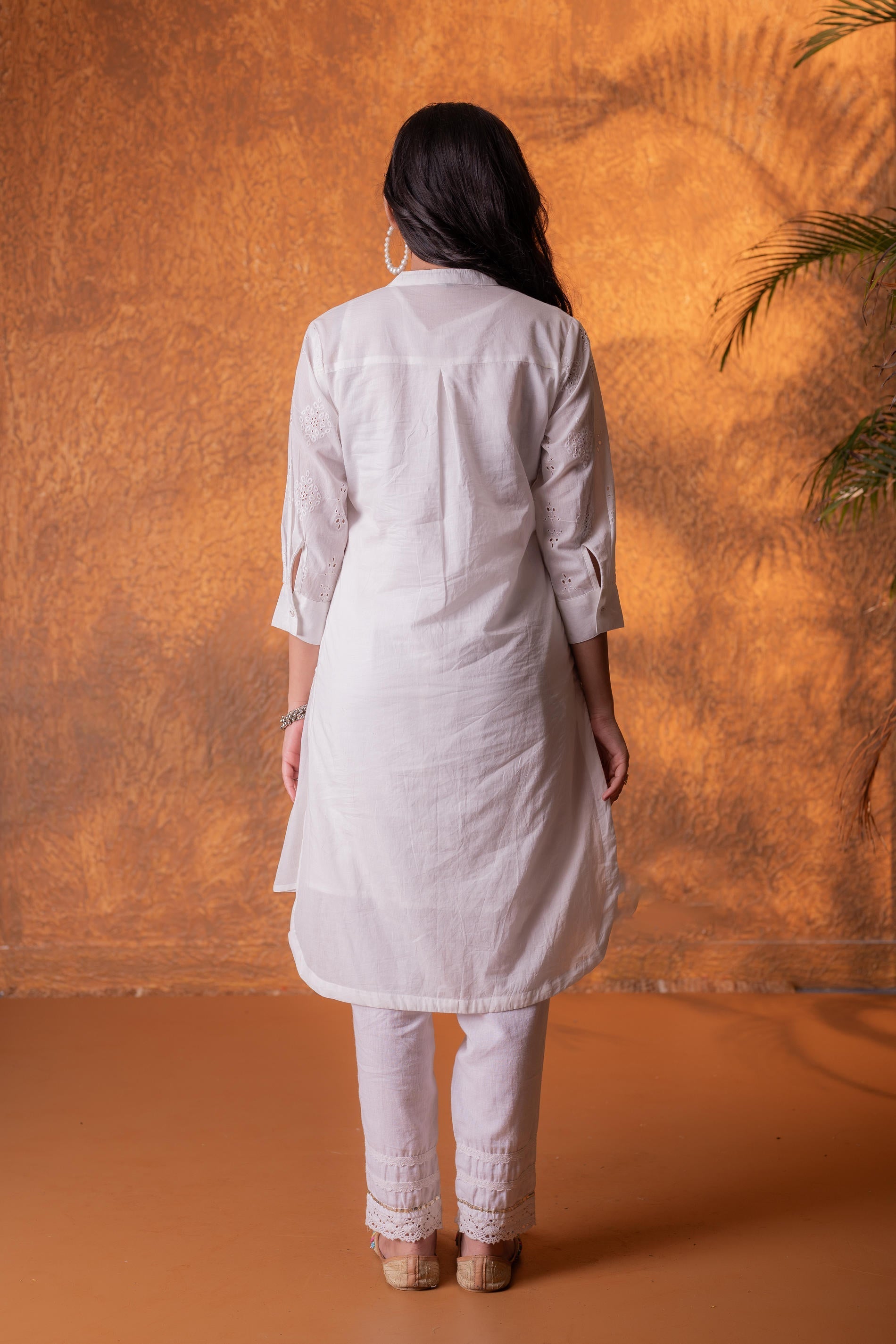 Juniper Off-White Chikankari Kurta | Grocsy