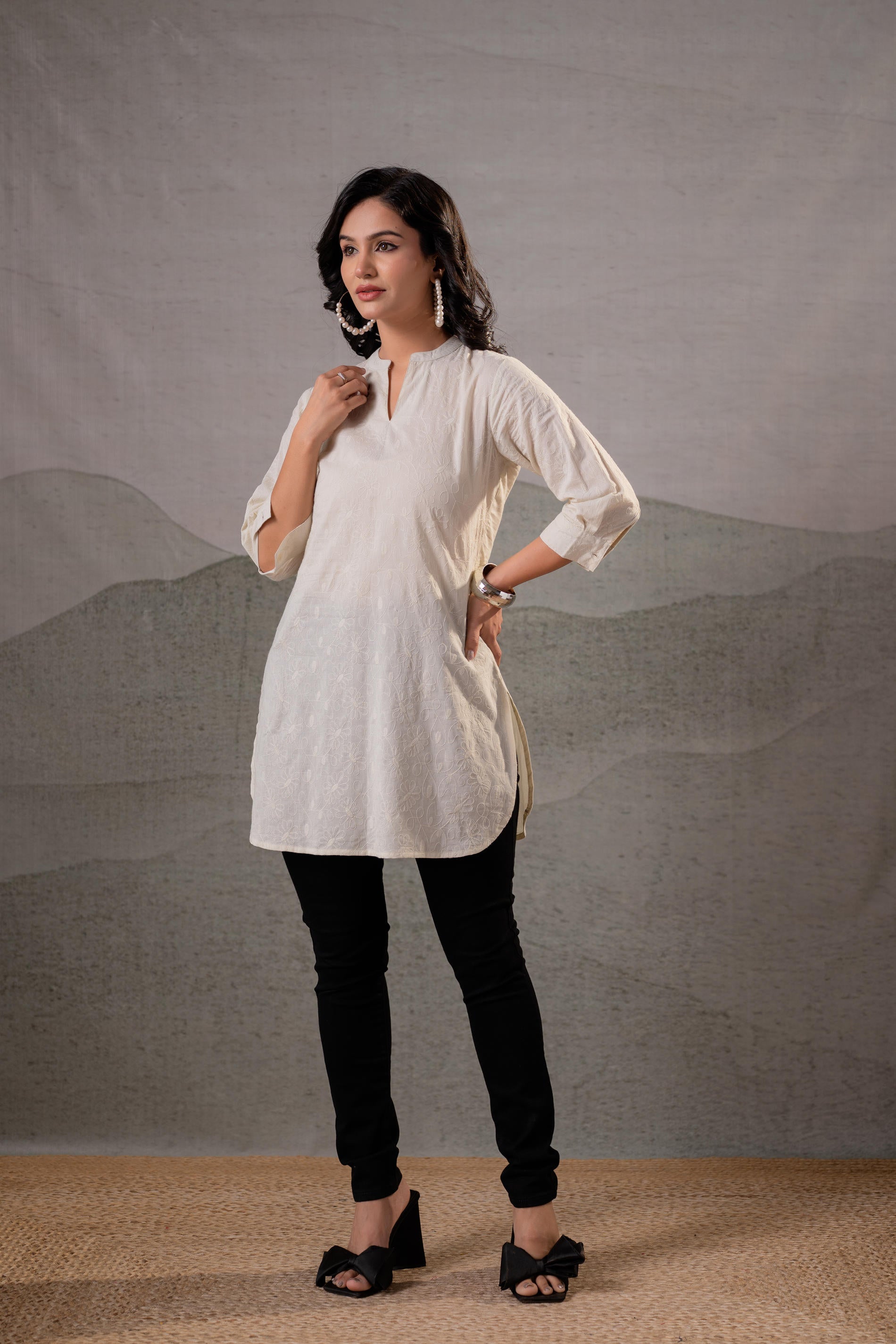 Juniper Off-White Ease Minimal Cotton Tunic | Grocsy