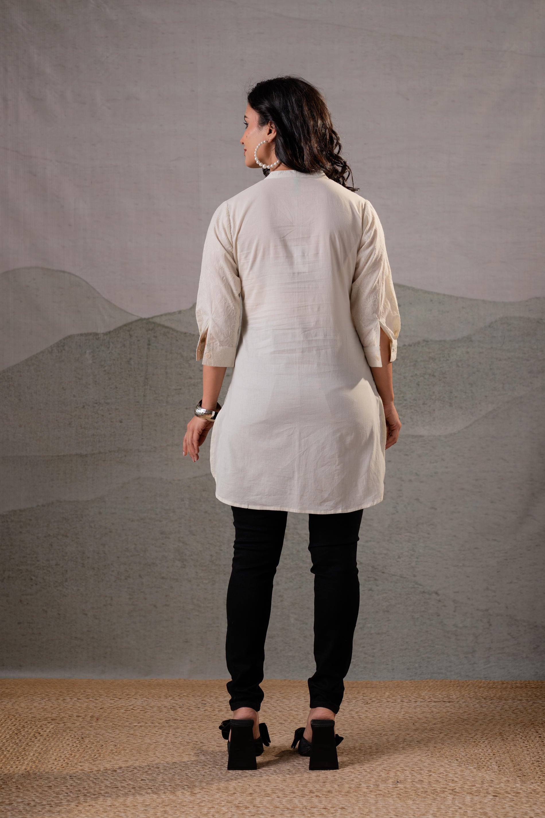Juniper Off-White Ease Minimal Cotton Tunic | Grocsy