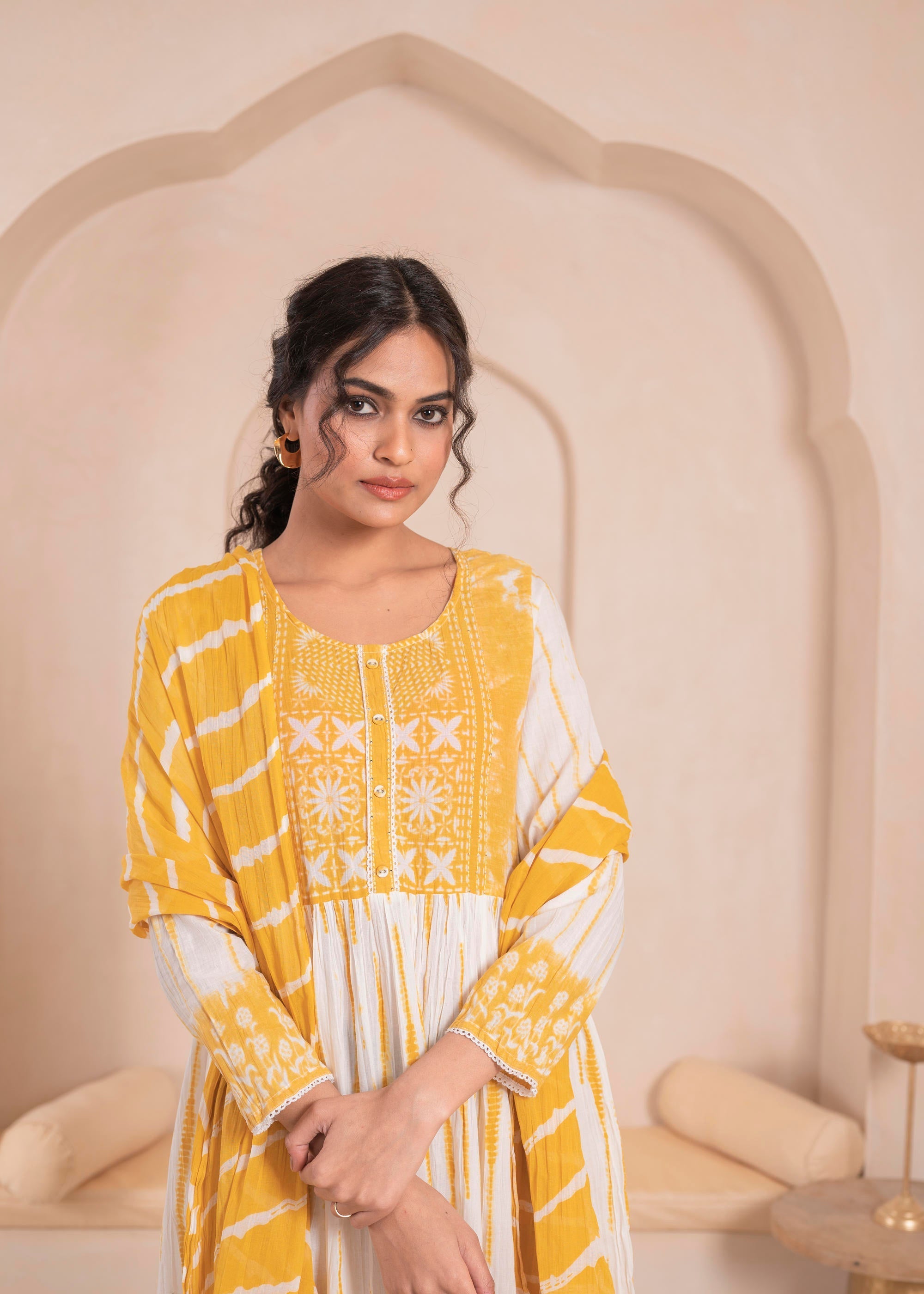 Juniper Mustered and white kurta , solid bottom and tie - dye dupatta with cotton lace , buttons , sequence | Grocsy