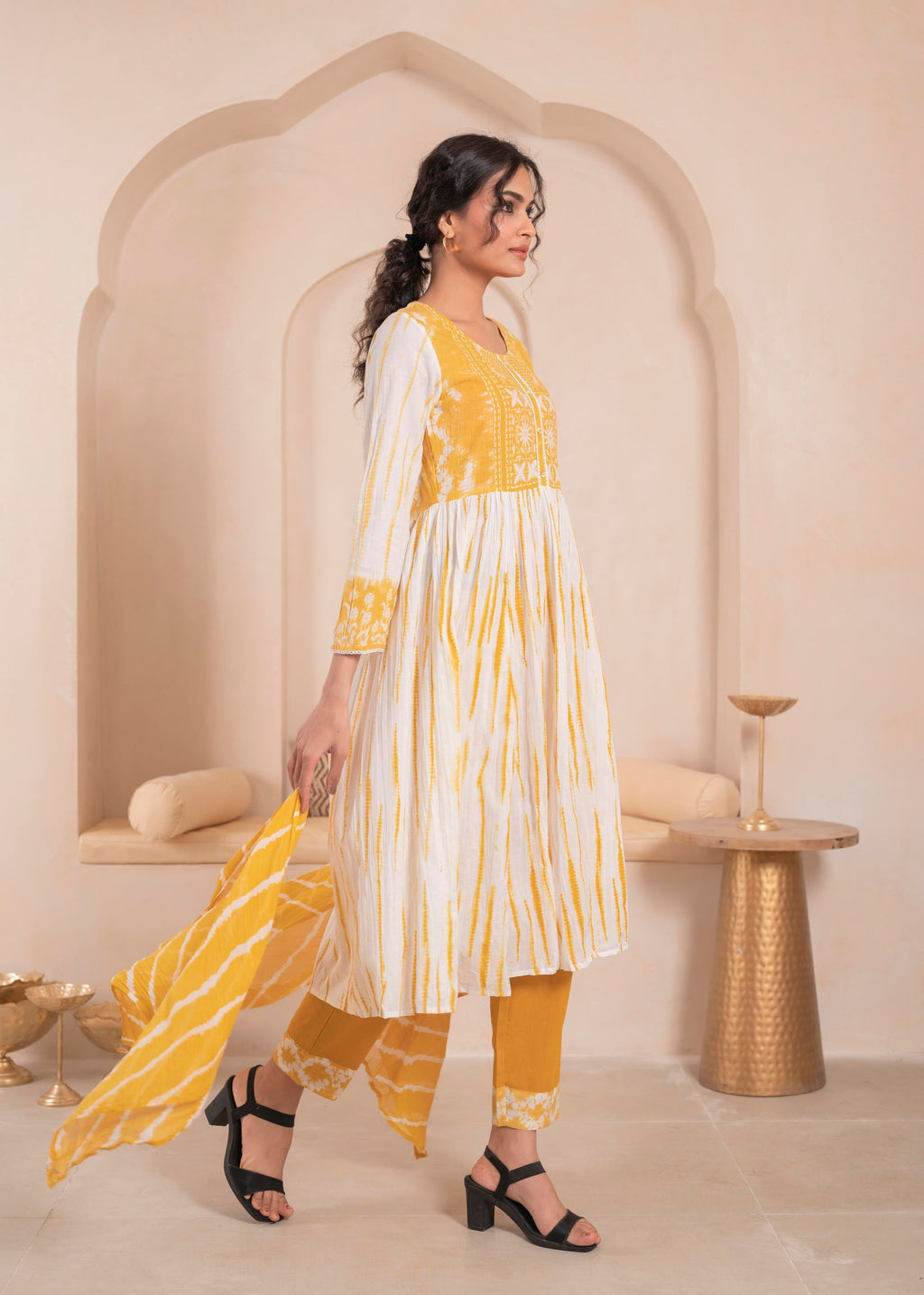 Juniper Mustered and white kurta , solid bottom and tie - dye dupatta with cotton lace , buttons , sequence | Grocsy