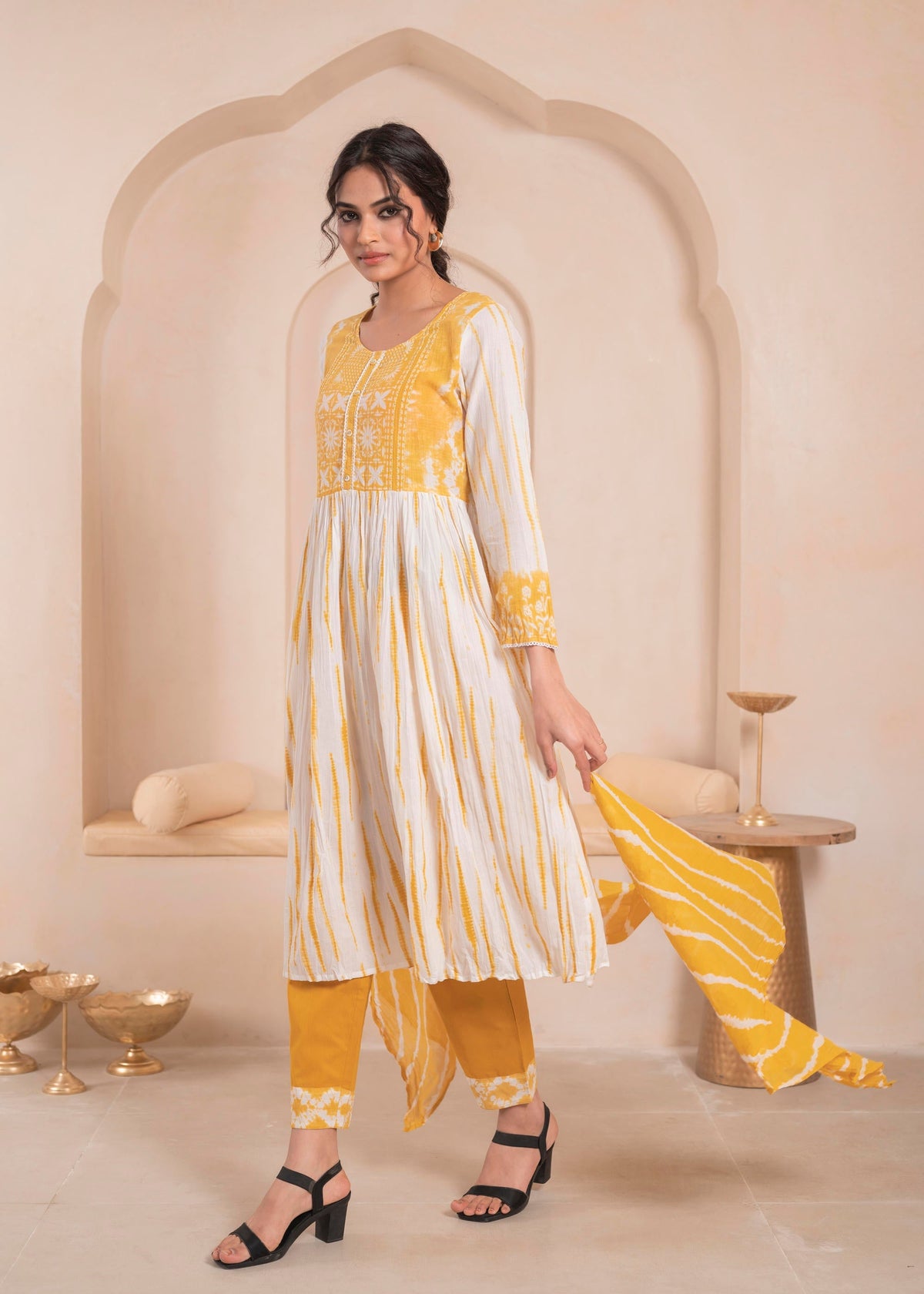 Juniper Mustered and white kurta , solid bottom and tie - dye dupatta with cotton lace , buttons , sequence | Grocsy