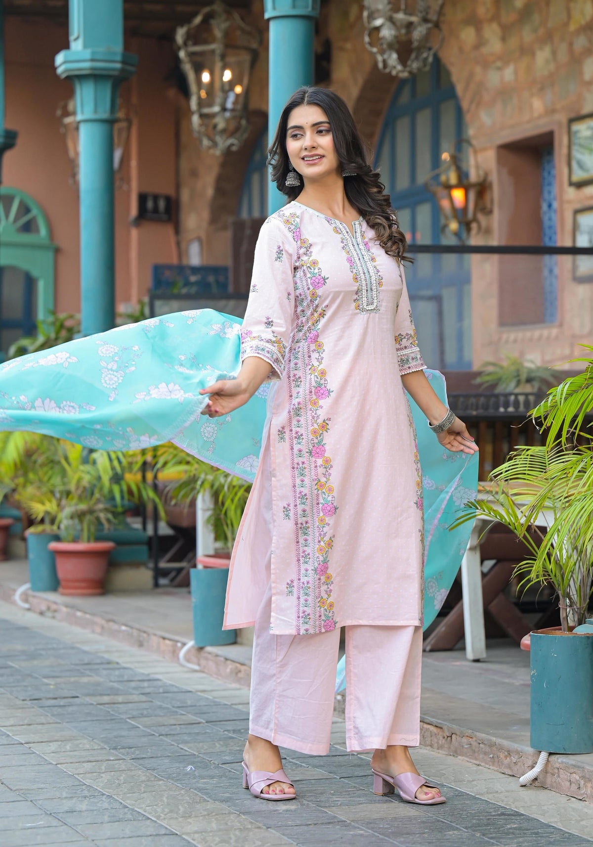Juniper Onion Pink Embroidered Kurta Set with Aqua Floral Dupatta | Grocsy