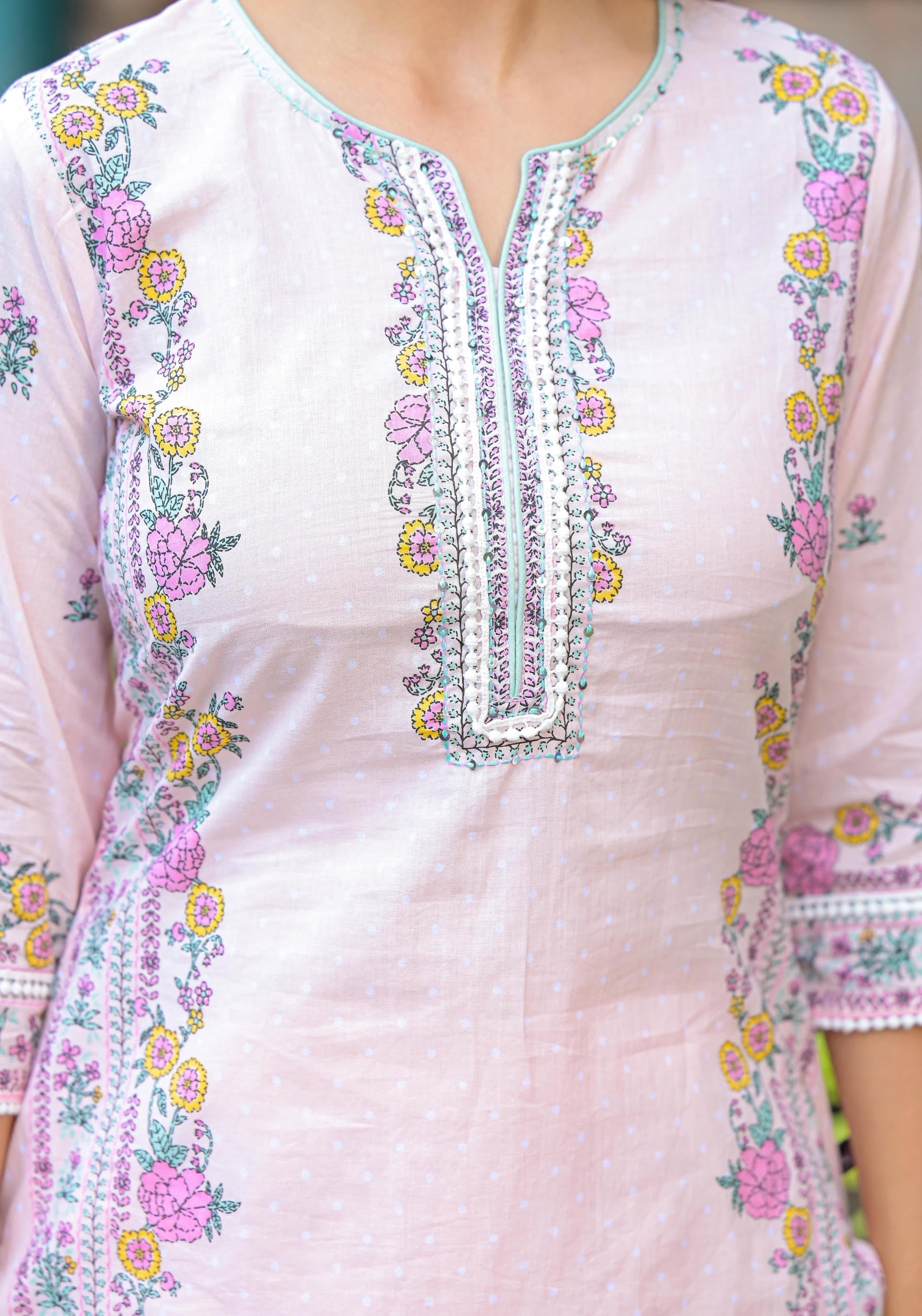 Juniper Onion Pink Embroidered Kurta Set with Aqua Floral Dupatta | Grocsy