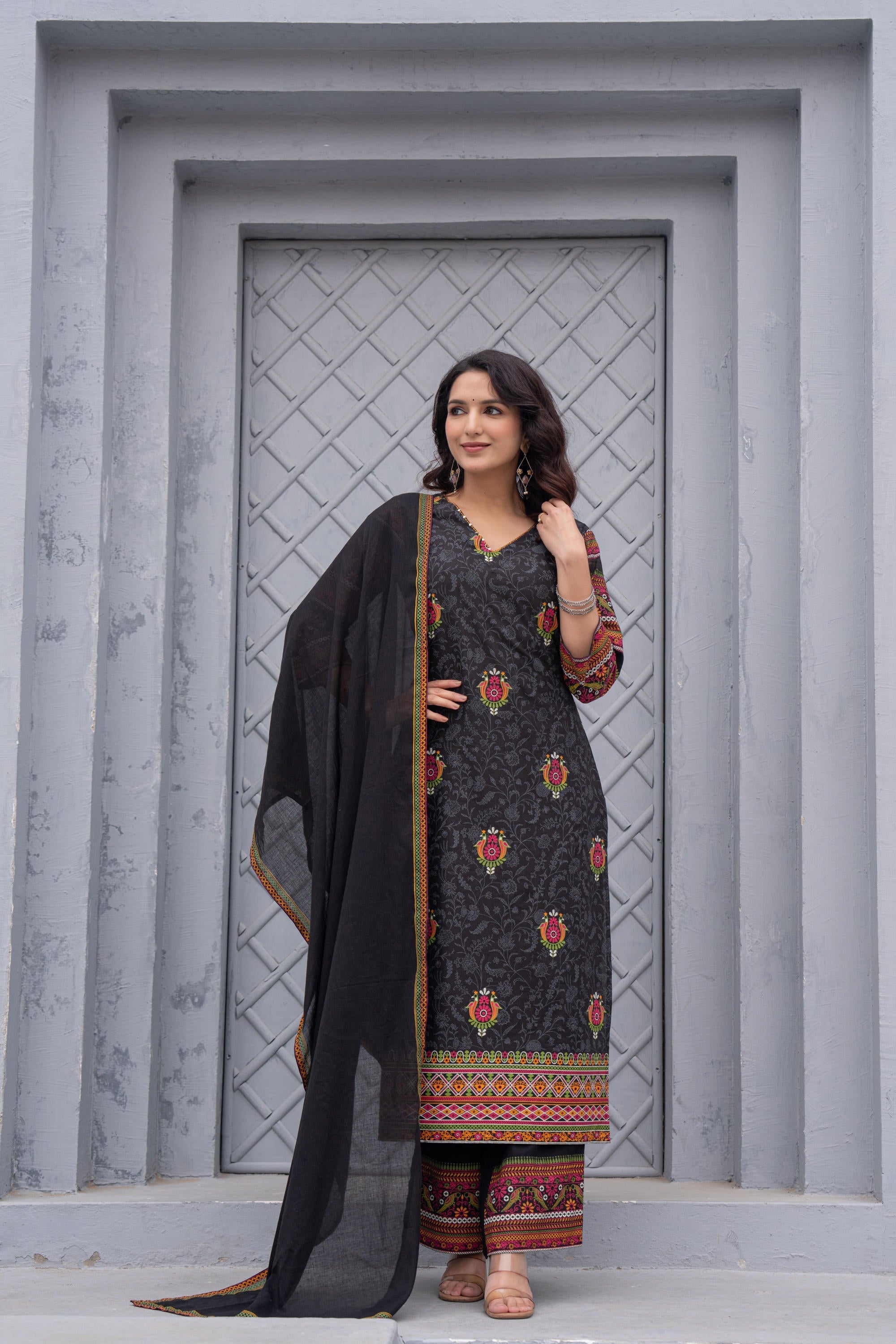 Juniper Black Floral Printed Cotton Kurta Set With Thread Work & Sequins | Grocsy