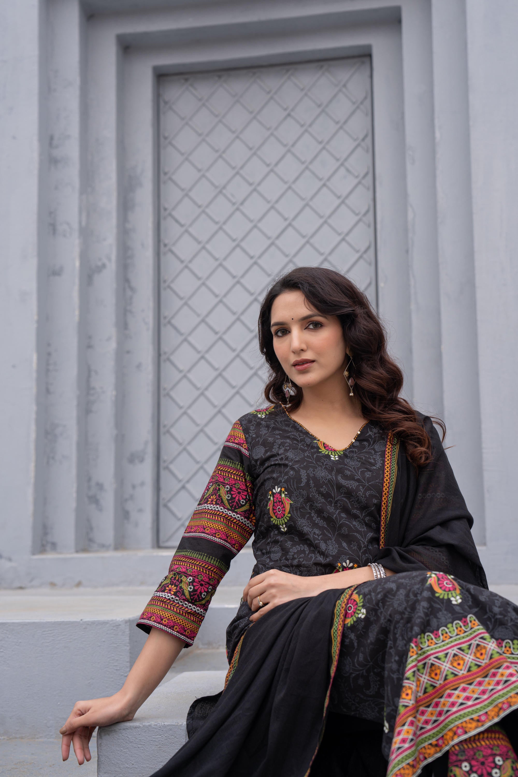 Juniper Black Floral Printed Cotton Kurta Set With Thread Work & Sequins | Grocsy