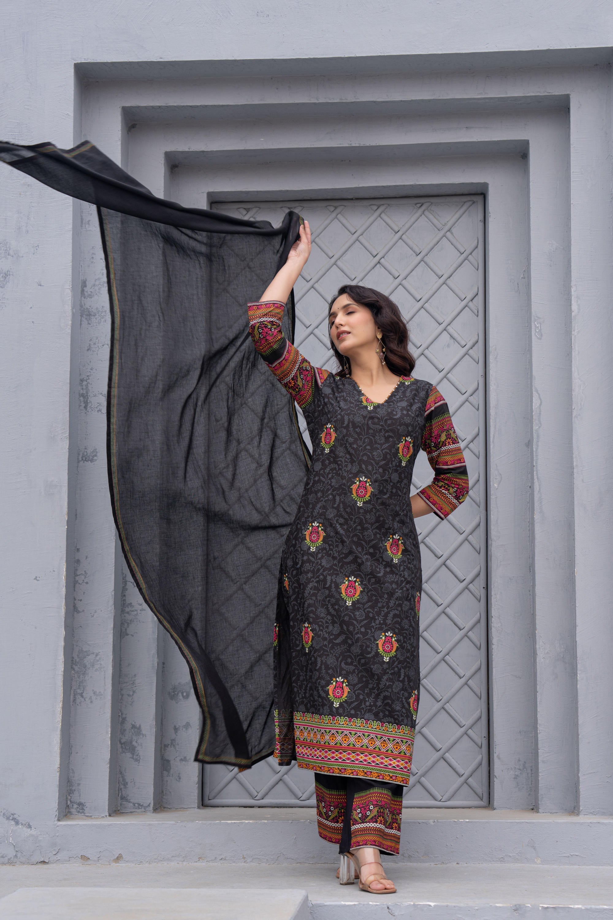Juniper Black Floral Printed Cotton Kurta Set With Thread Work & Sequins | Grocsy