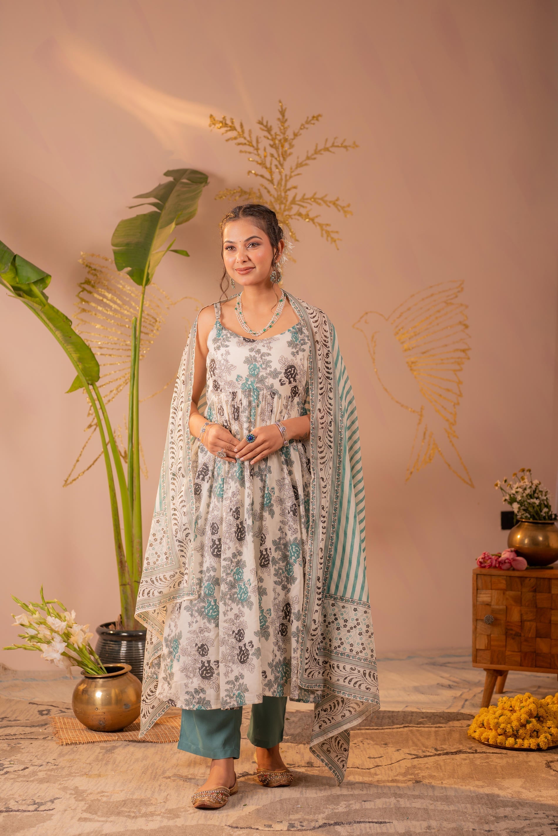 Juniper Ivory Meadow Bloom Kurta Pant And Dupatta Set | Grocsy