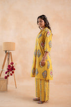 Juniper Mustard Heritage Print Kurta And Pant Set | Grocsy