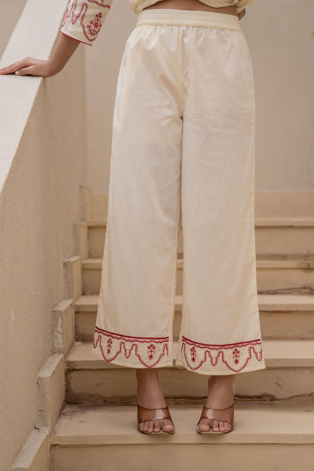 Juniper Off-White Anarkali Kurta Set With Red Embroidery And Organza Dupatta | Grocsy
