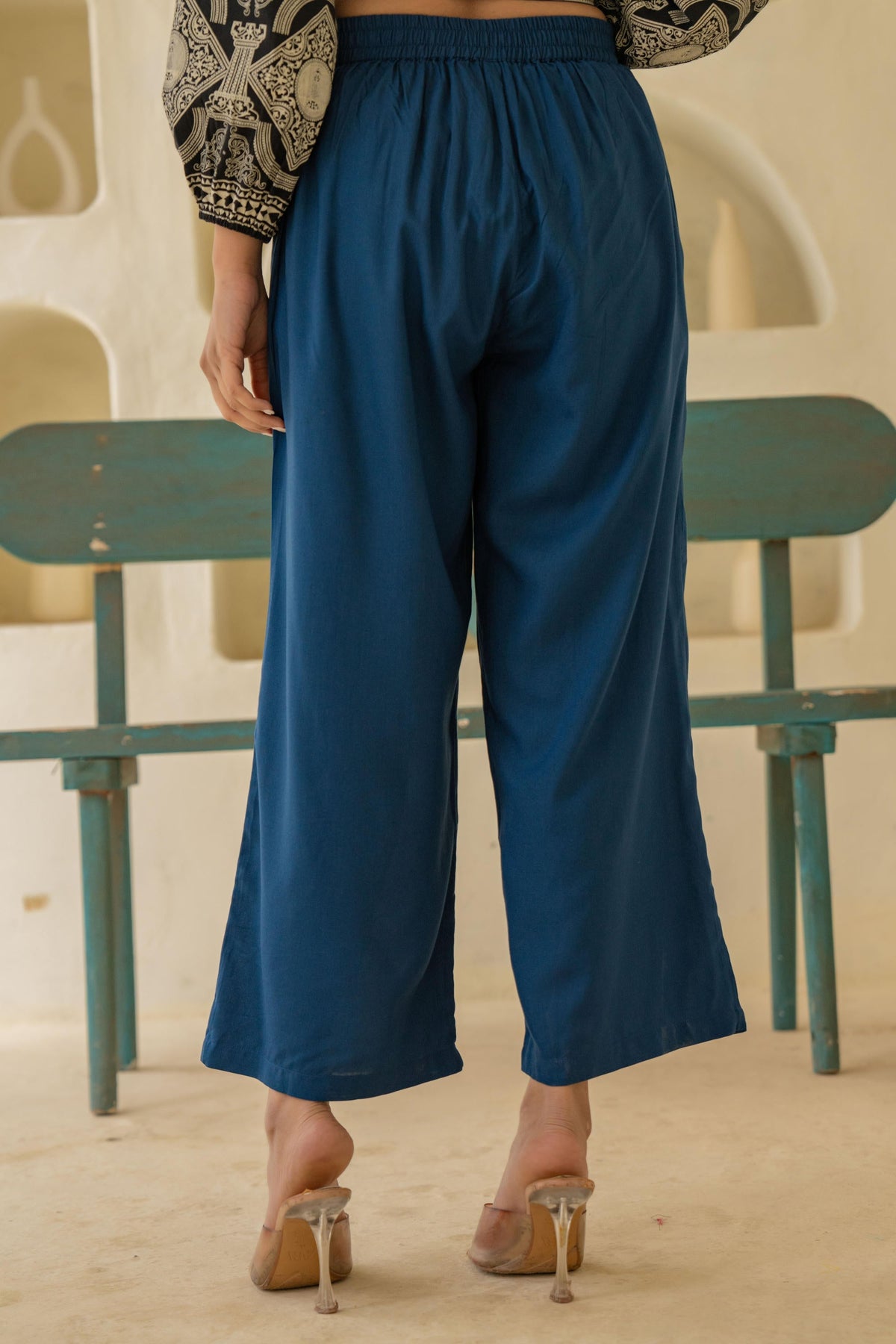 Juniper Navy Solid Viscose Palazzo Pants | Grocsy