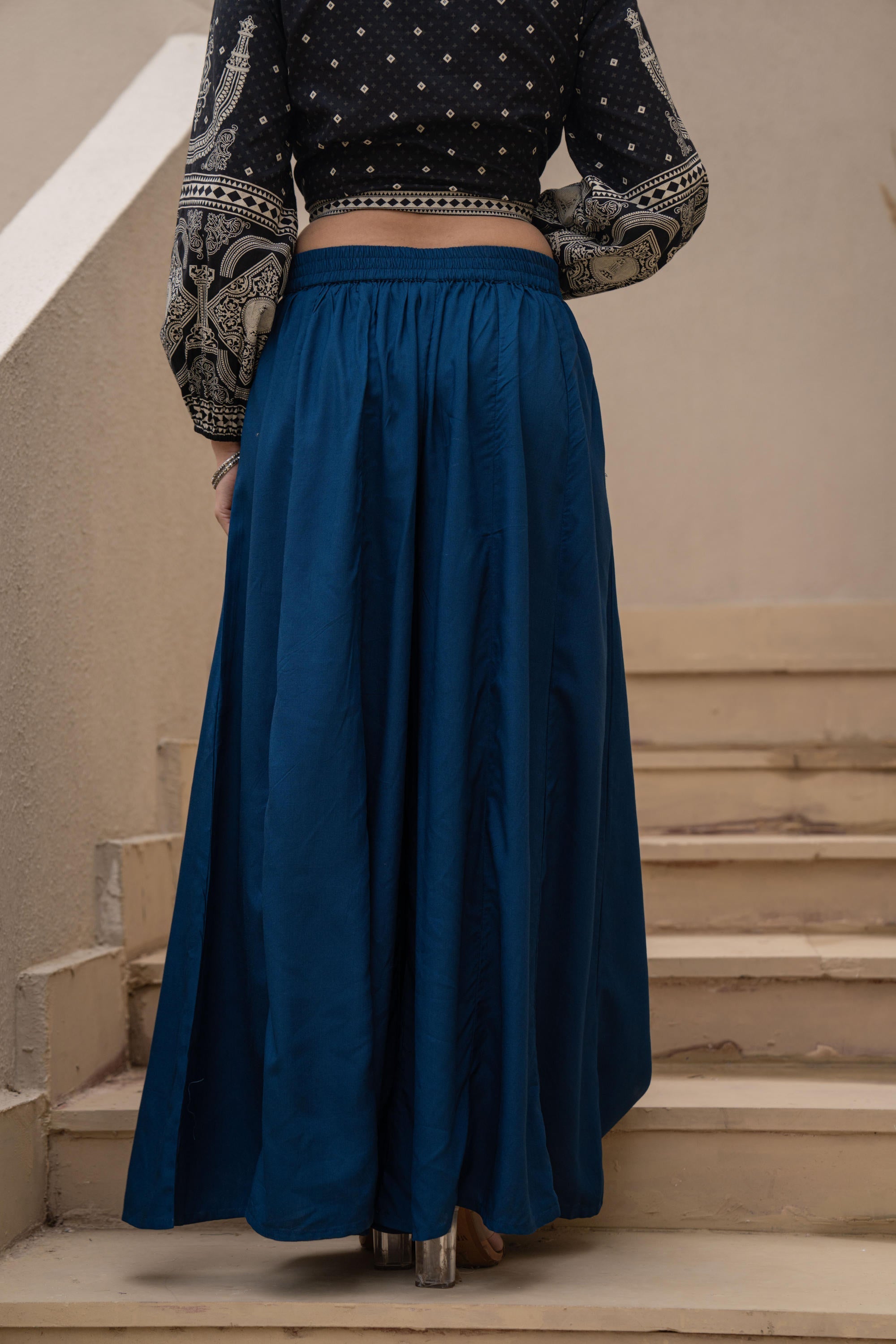 Juniper Navy Solid Viscose Palazzo Pants | Grocsy