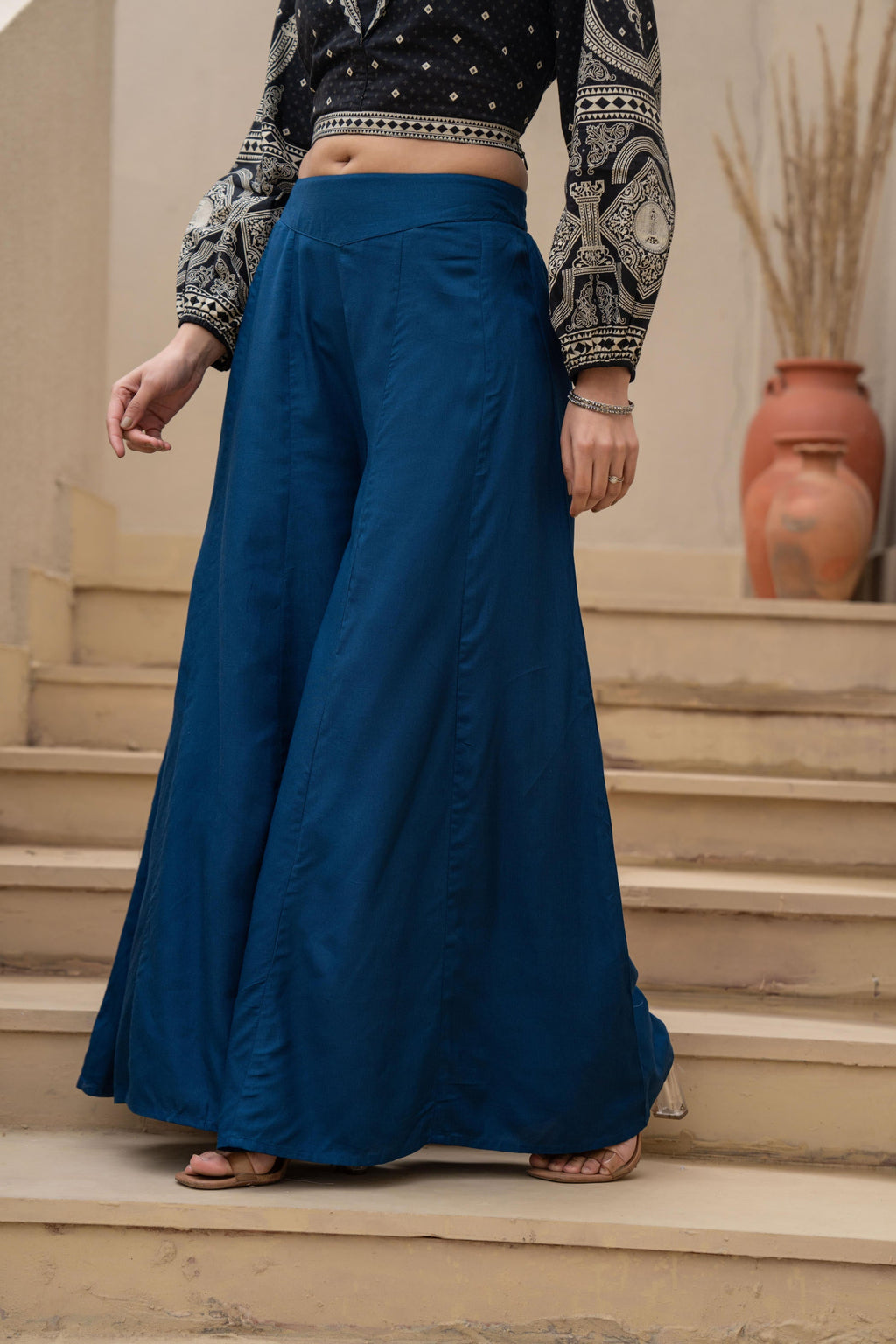 Juniper Navy Solid Viscose Palazzo Pants | Grocsy
