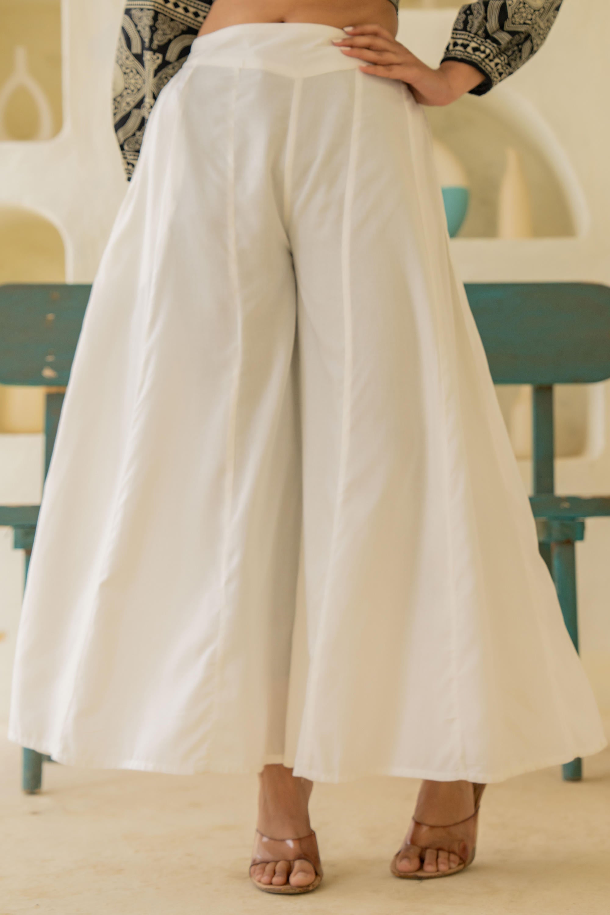 Juniper Off White Solid Viscose Palazzo Pants | Grocsy