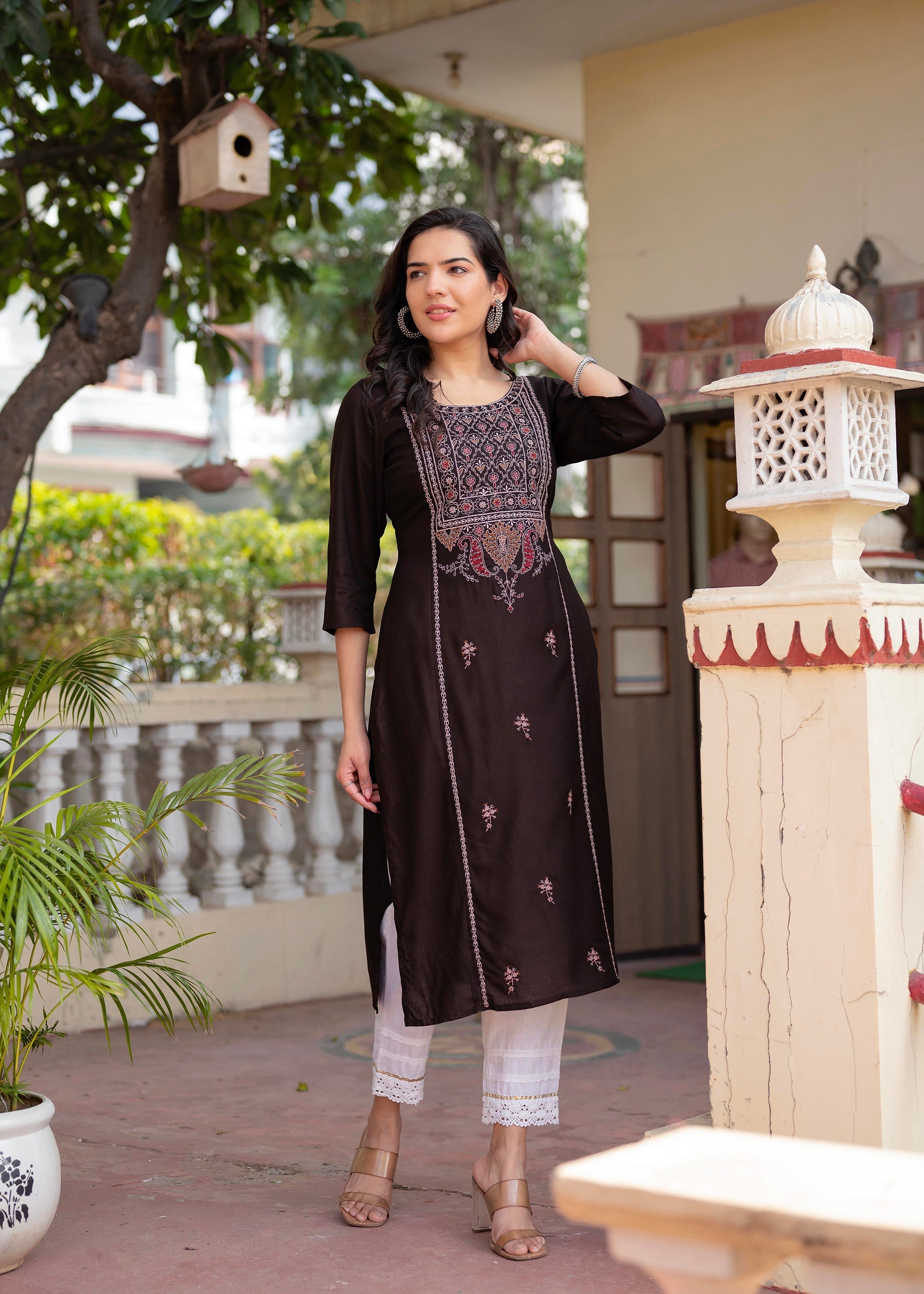 Juniper Dark Coffee Viscose Geometric Printed Kurta With Ethnic Motifs & Thread Work | Grocsy