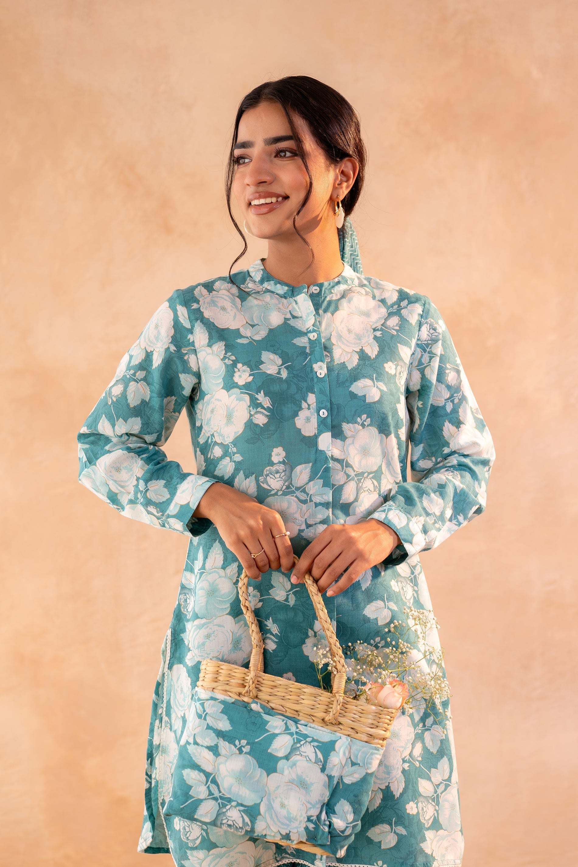 Juniper Teal Garden Bloom Kurta And Pant Set | Grocsy