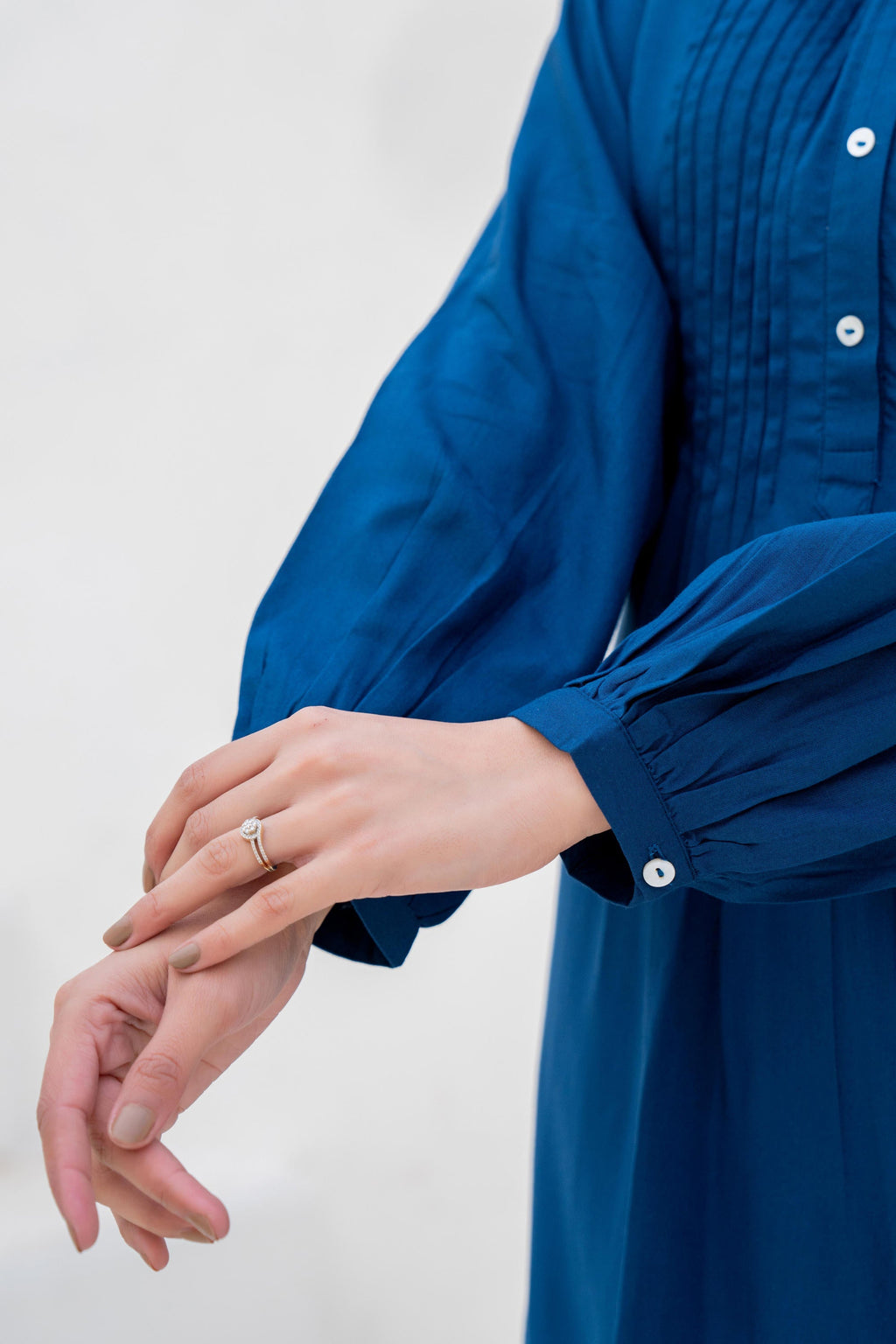 Juniper Navy Solid Viscose Tunic With Buttons & Lace | Grocsy