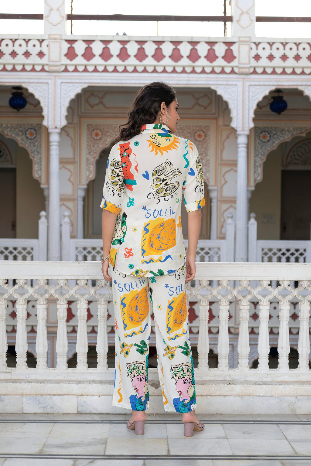 Juniper Multicolor Abstract Printed Co-Ord Set In White Base | Grocsy