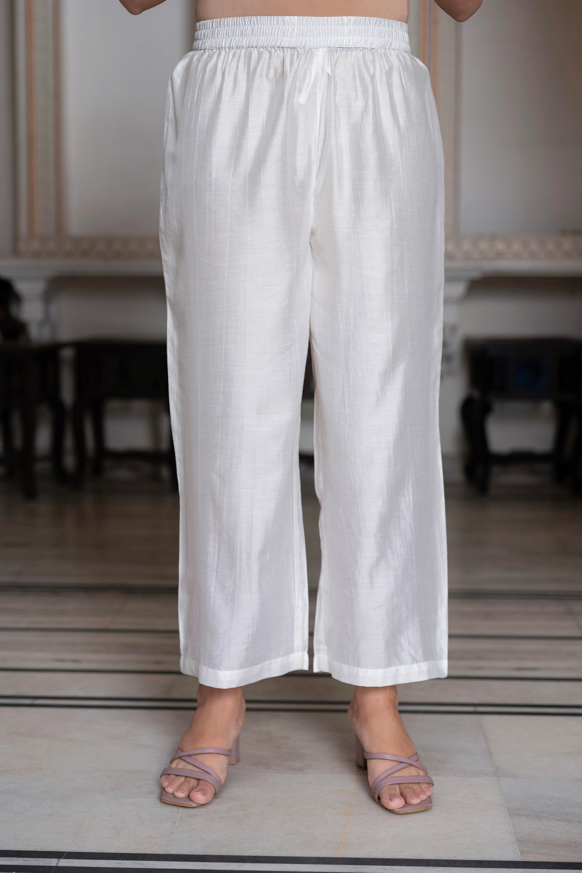 Juniper Off-White Chanderi Kurta with Bead Work & Thread Detailing | Grocsy