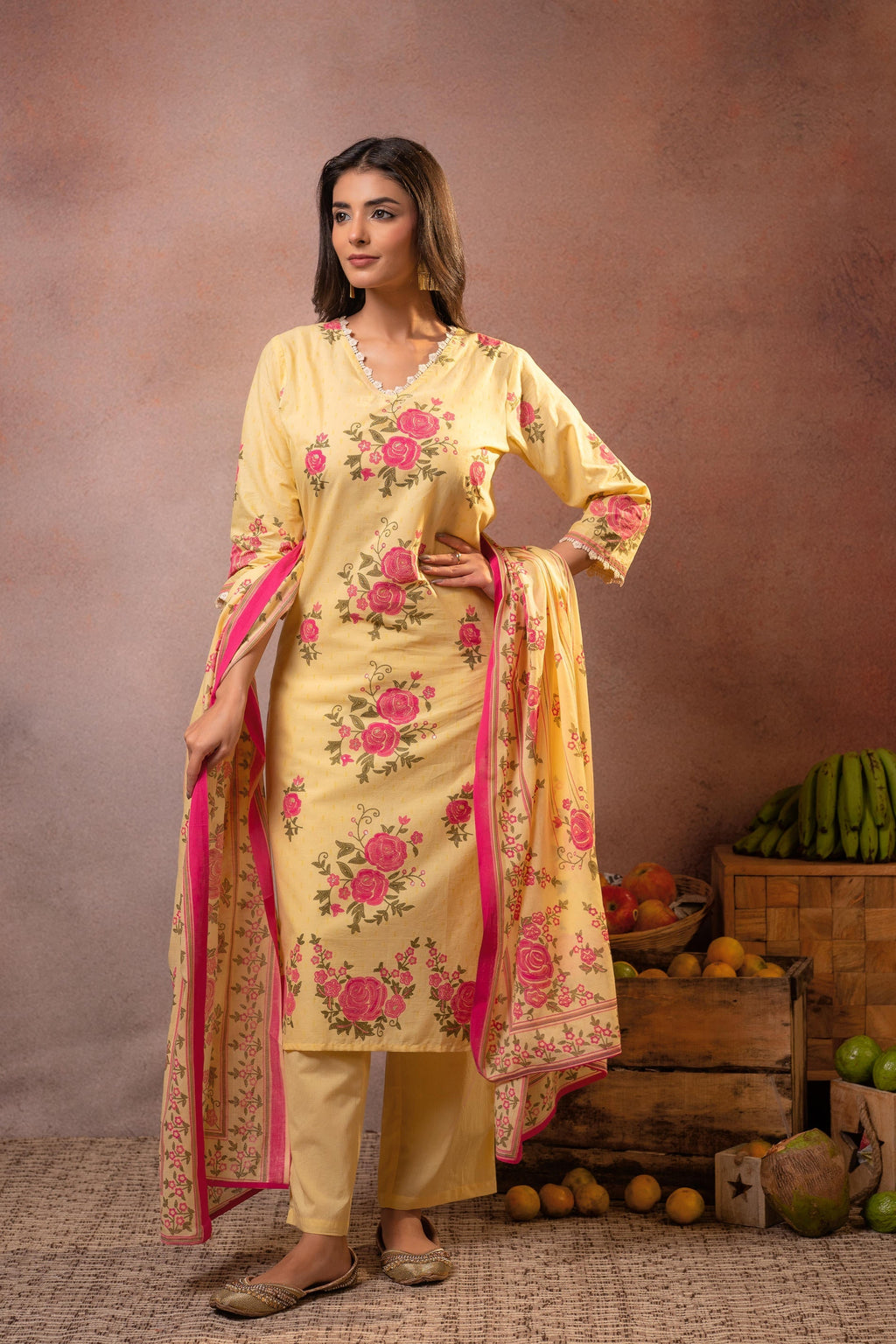 Juniper Gulbahaar Blush Floral Kurta Pant And Dupatta Set | Grocsy