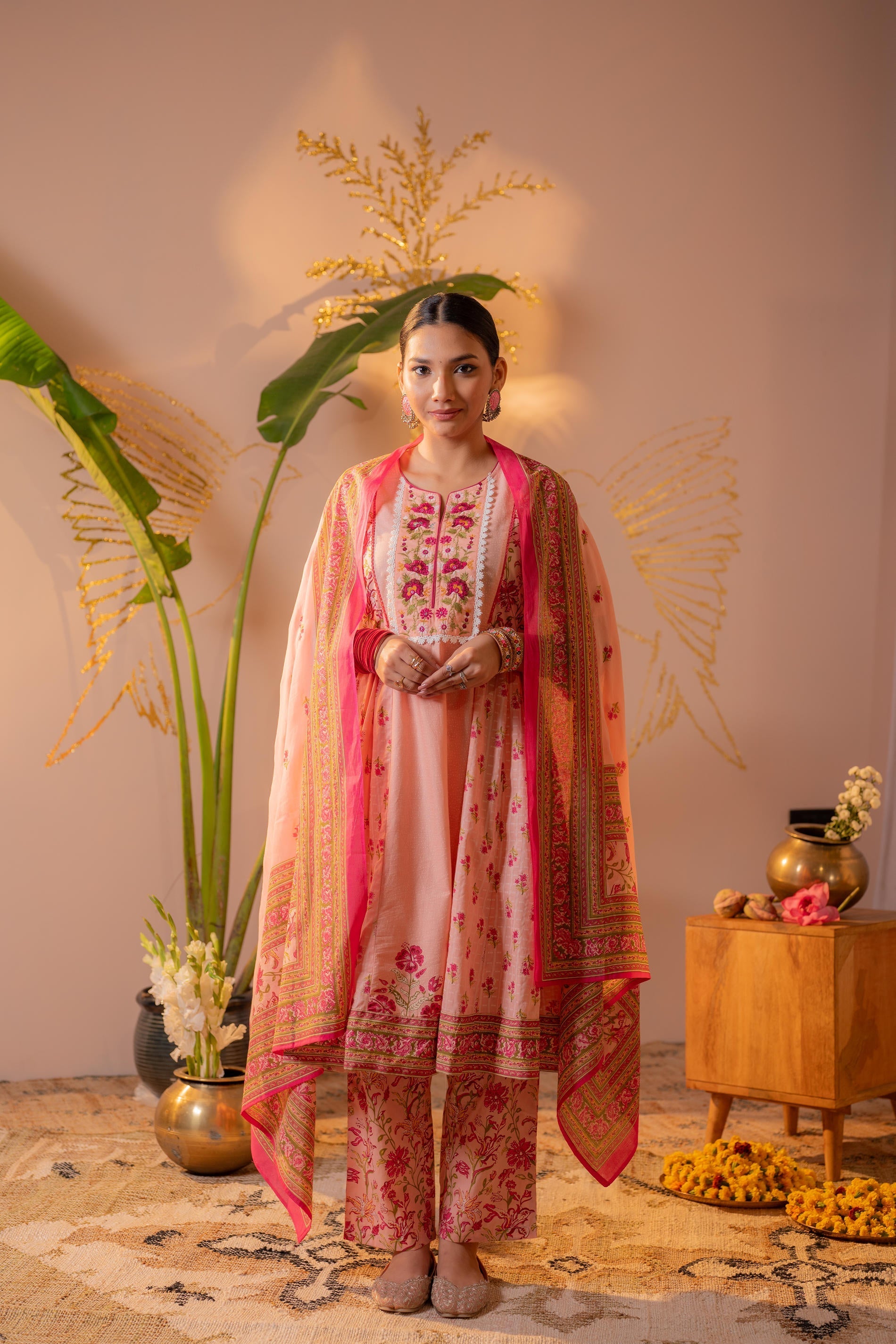 Juniper Noor-e-Gul Peach Printed Kurta Pant And Dupatta Set | Grocsy