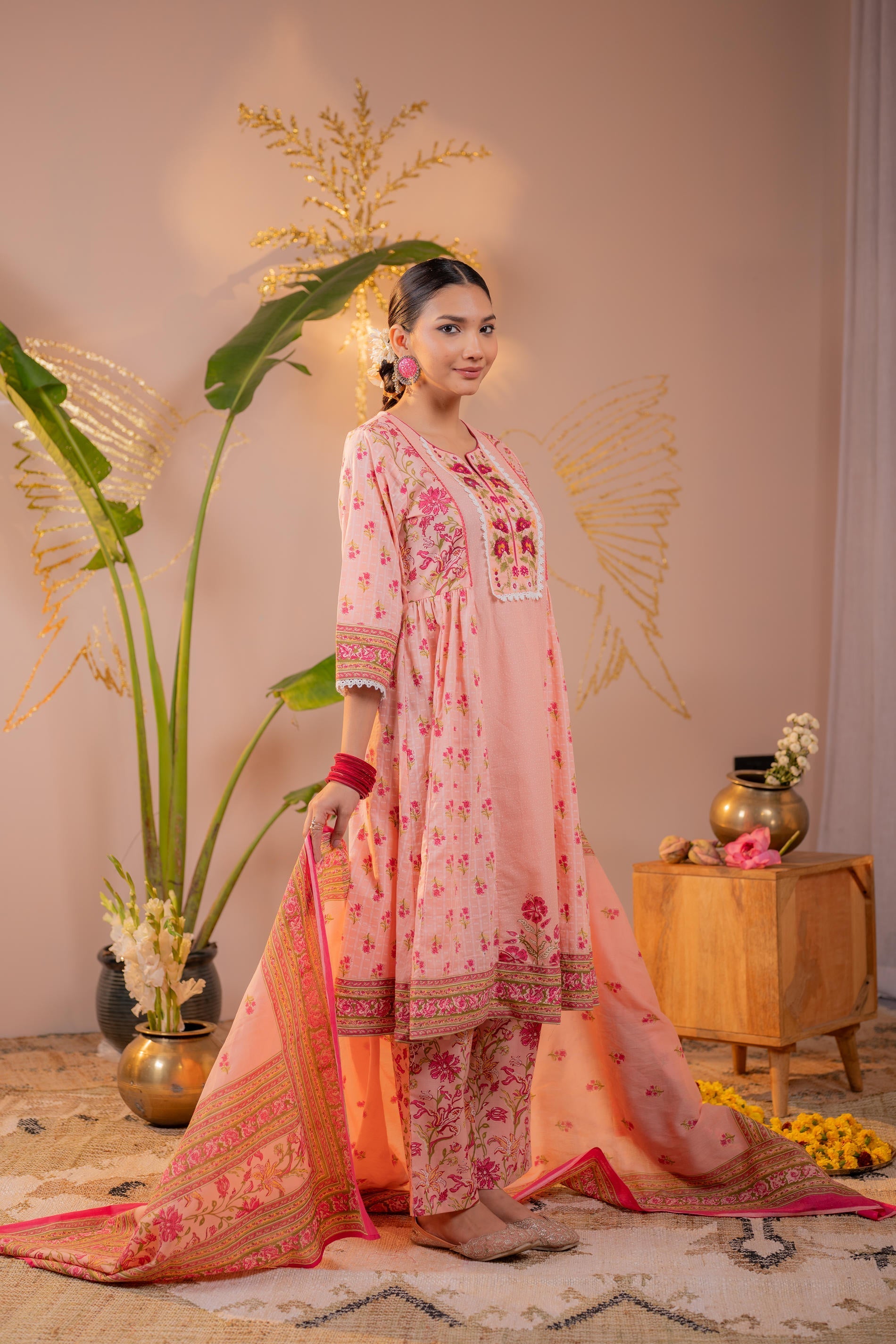Juniper Noor-e-Gul Peach Printed Kurta Pant And Dupatta Set | Grocsy