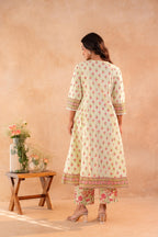 Juniper Noor-e-Gul SageGreen Printed Kurta Pant And Dupatta Set | Grocsy