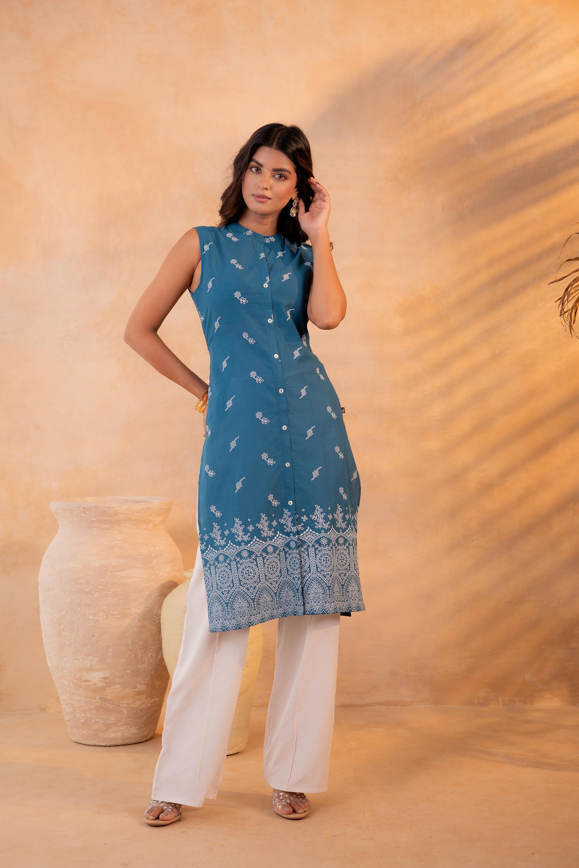 Juniper Indigo Bloom Border Kurta | Grocsy