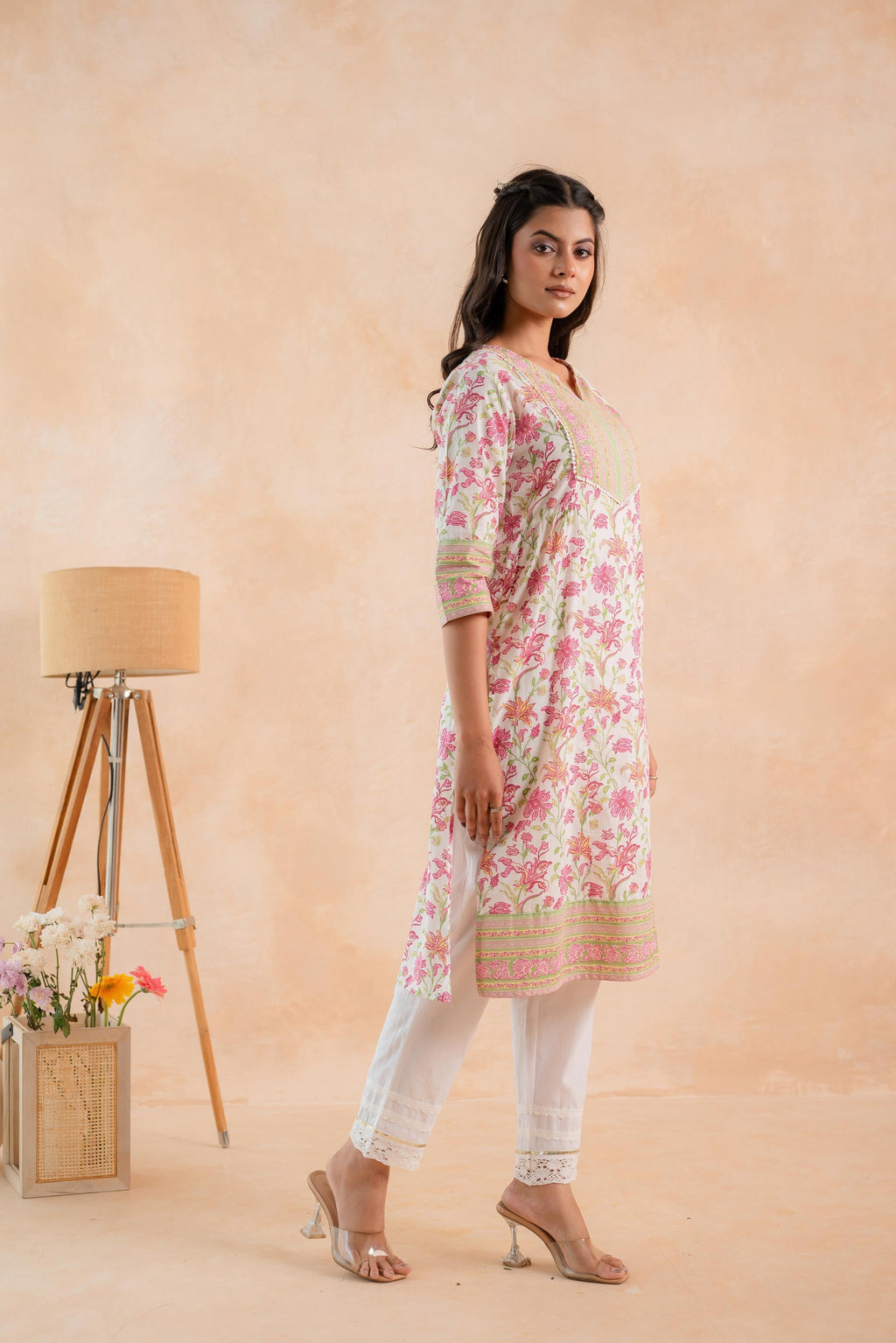 Juniper Ivory Blossom Panelled Kurta | Grocsy