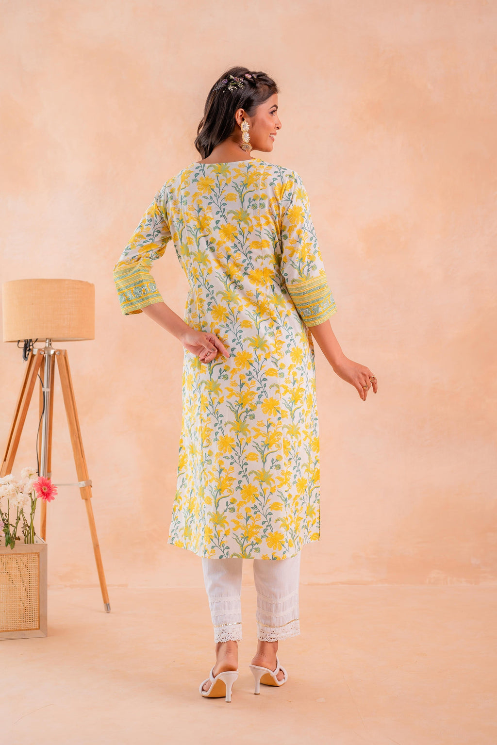 Juniper Yellow Blossom Panelled Kurta | Grocsy