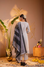Juniper Black & White Viraasat Printed Kurta Pant And Dupatta Set with Dupatta | Grocsy