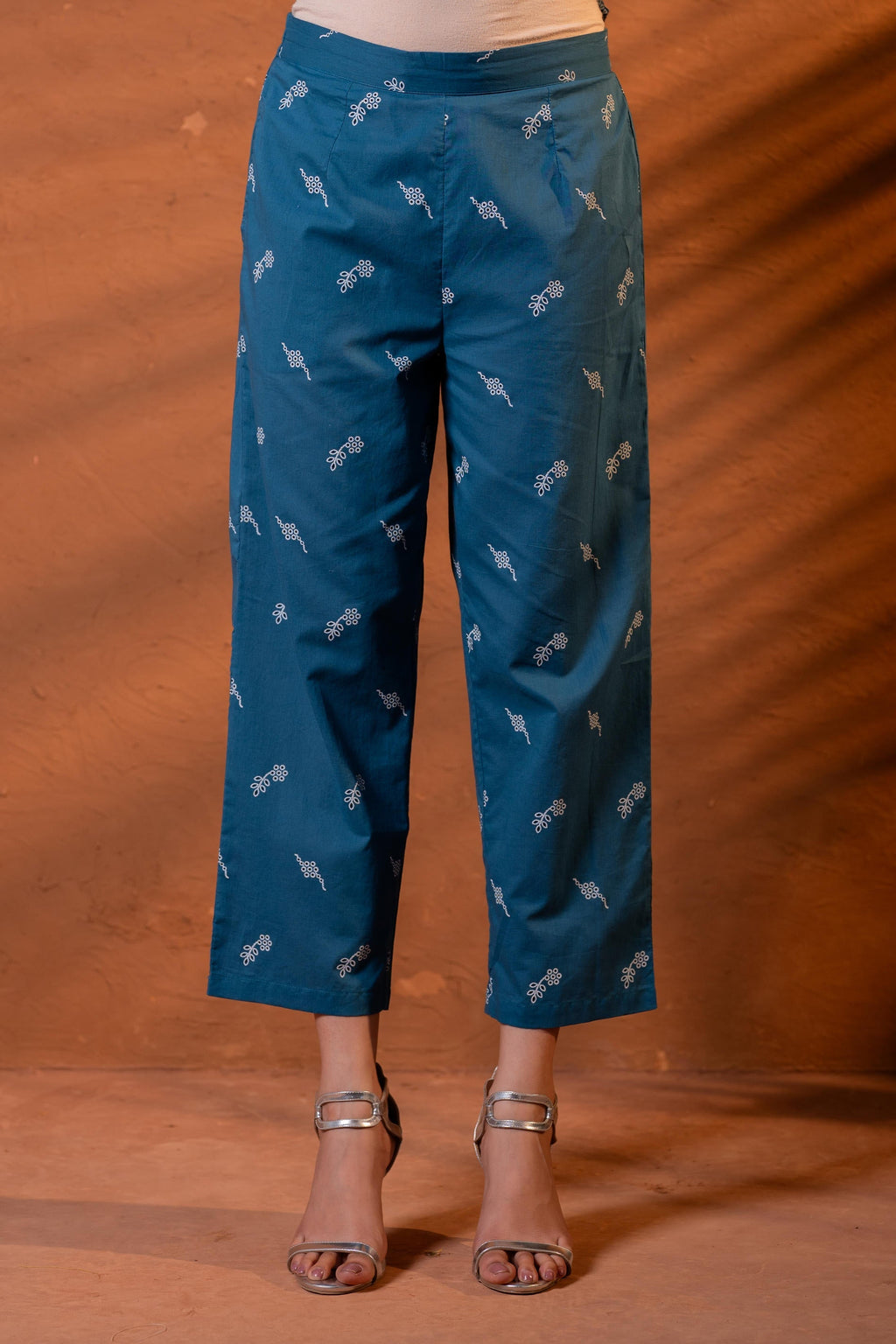 Juniper ArabianNight Festive Printed Kurta Set | Grocsy