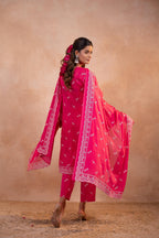 Juniper Gulbahar Fuchsia Printed Kurta Pant And Dupatta Set | Grocsy