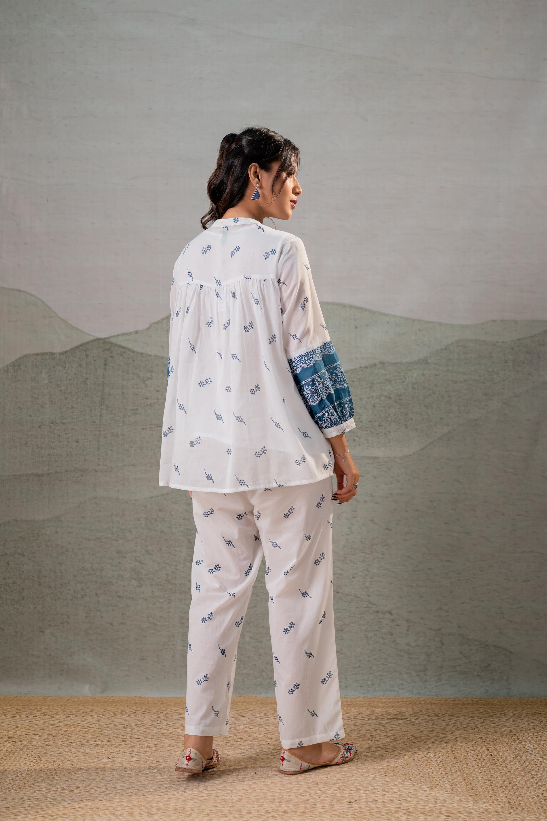 Juniper Ivory Kalaa Printed Tunic Set | Grocsy