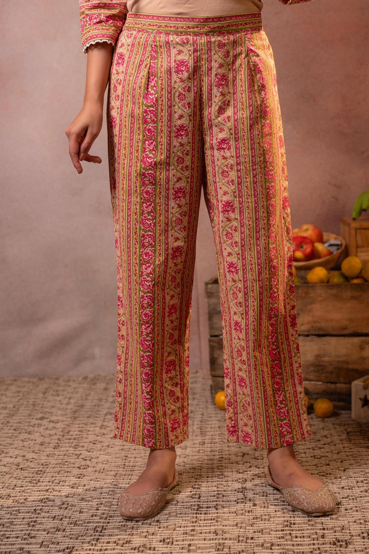 Juniper Gulnaar Garden Printed Kurta Pant And Dupatta Set | Grocsy