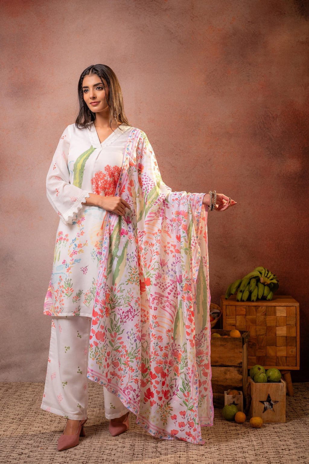 Juniper Gulnaar Garden Printed Kurta Set | Grocsy