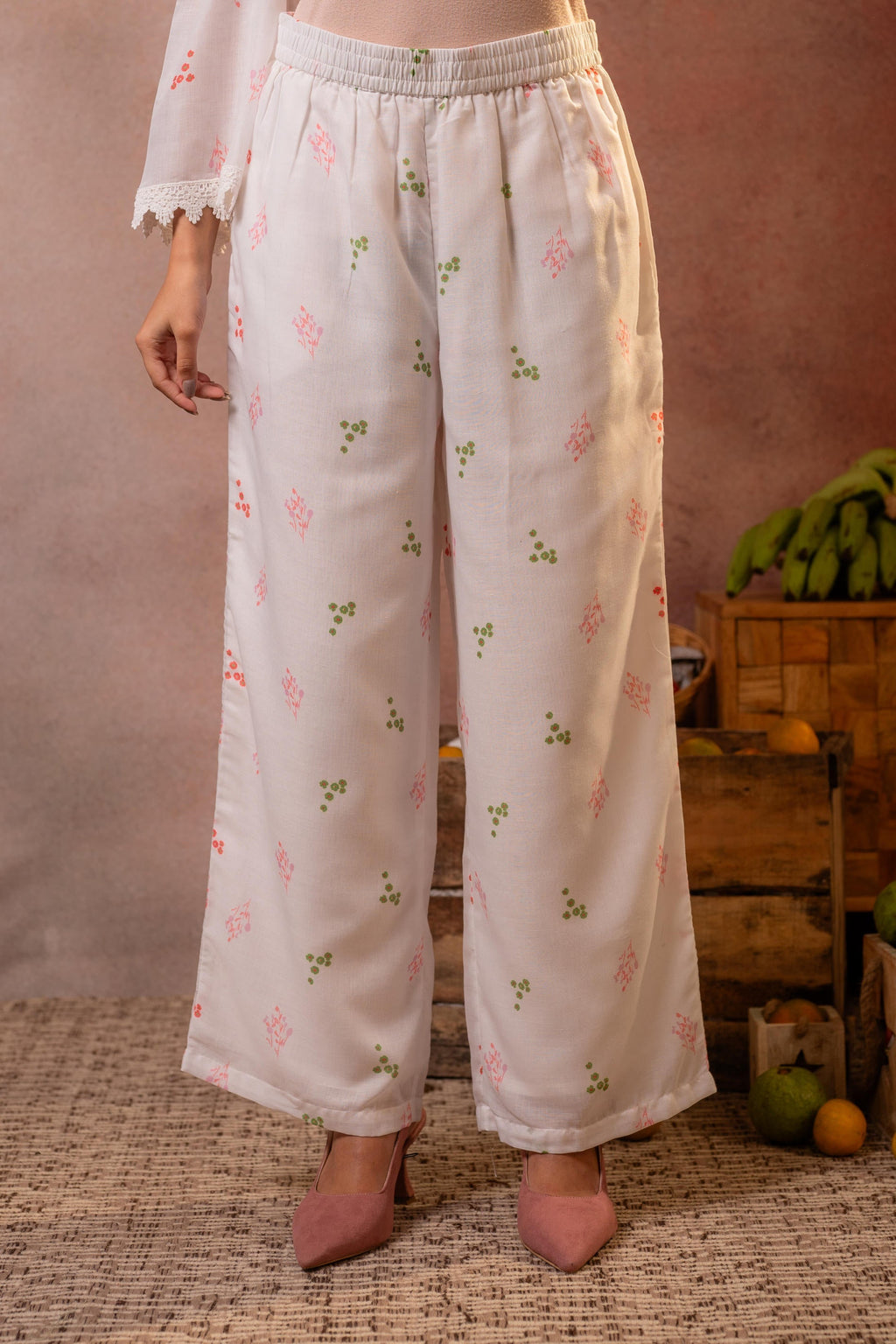 Juniper Gulnaar Garden Printed Kurta Set | Grocsy