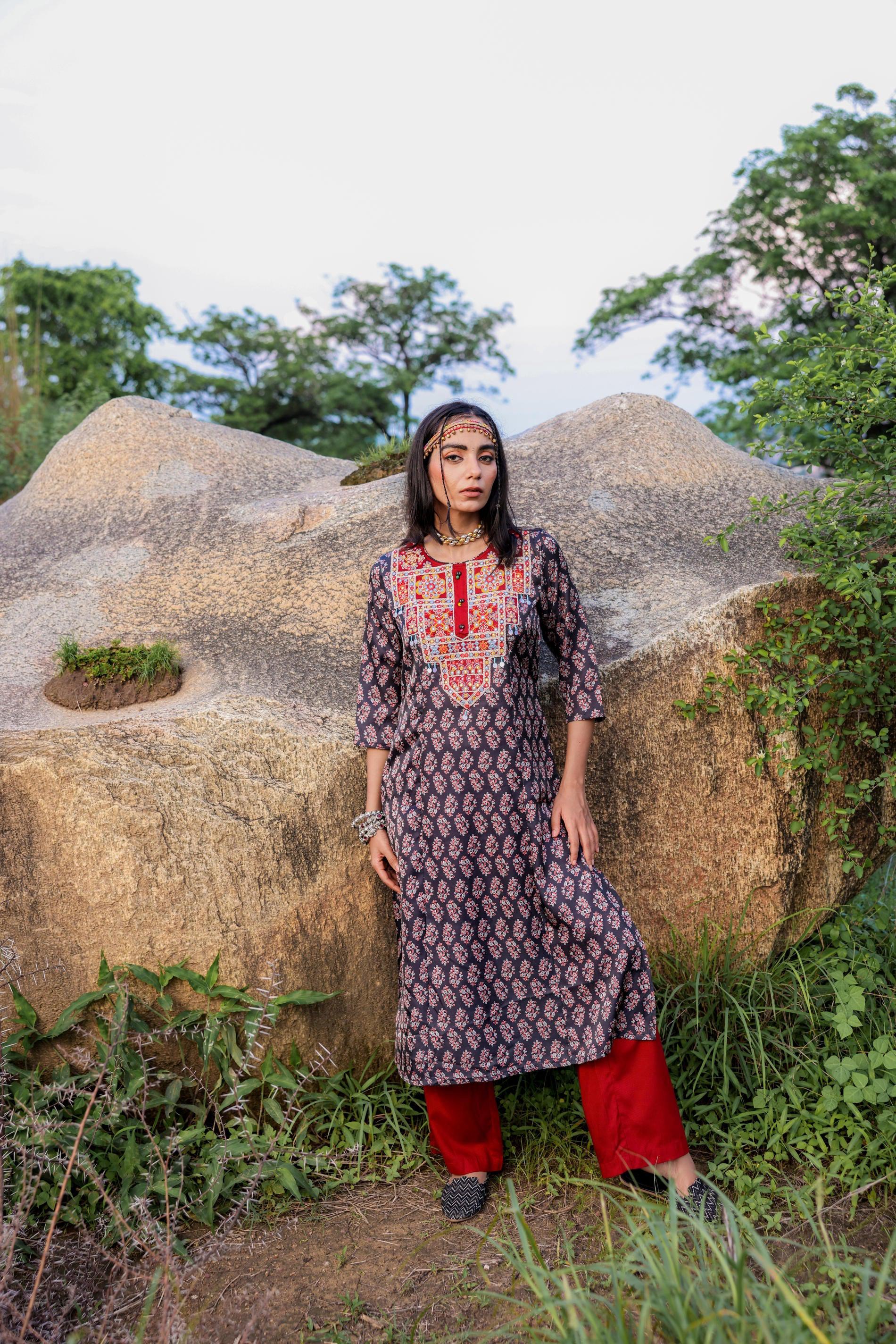 Juniper Black Floral Poly Kurta And Pants Set With Mirror, Thread Work And Tassels Detail | Grocsy