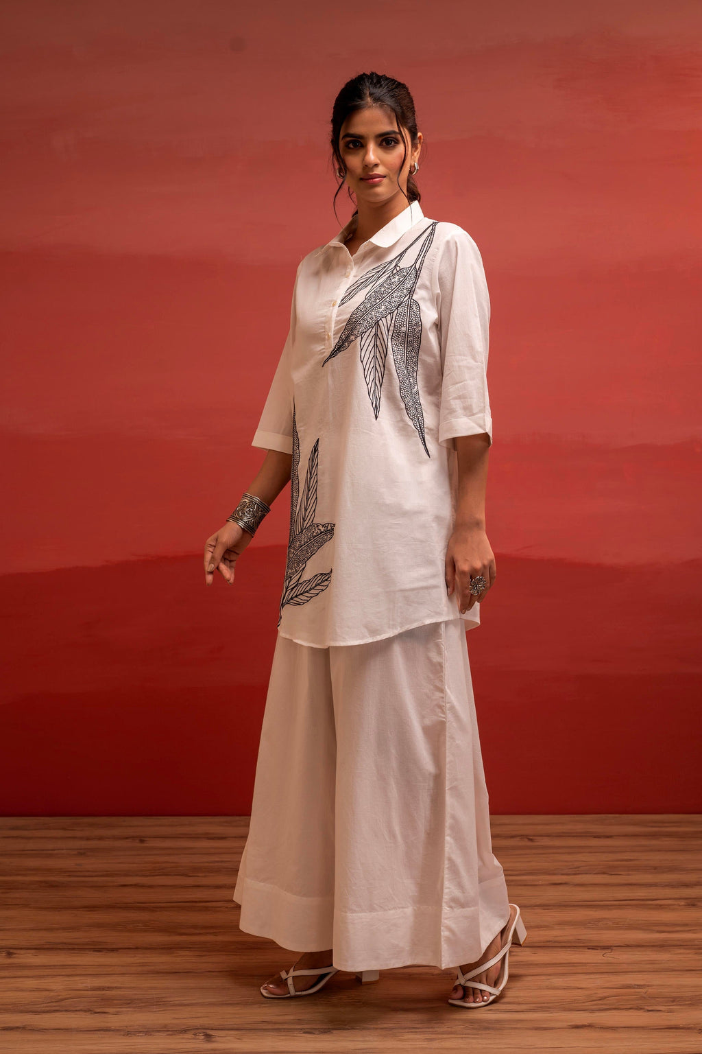 Juniper Off-White Leaf Printed Co-Ord Set With Collared Tunic & Wide-Leg Pant | Grocsy