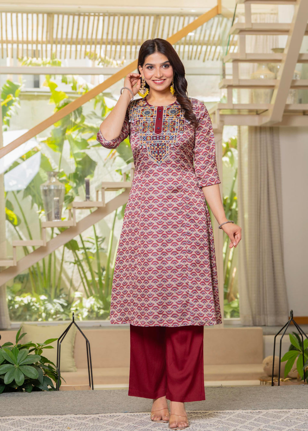 Juniper Ivory Floral Poly Kurta And Pants Set With Mirror, Thread Work And Tassels Detail | Grocsy