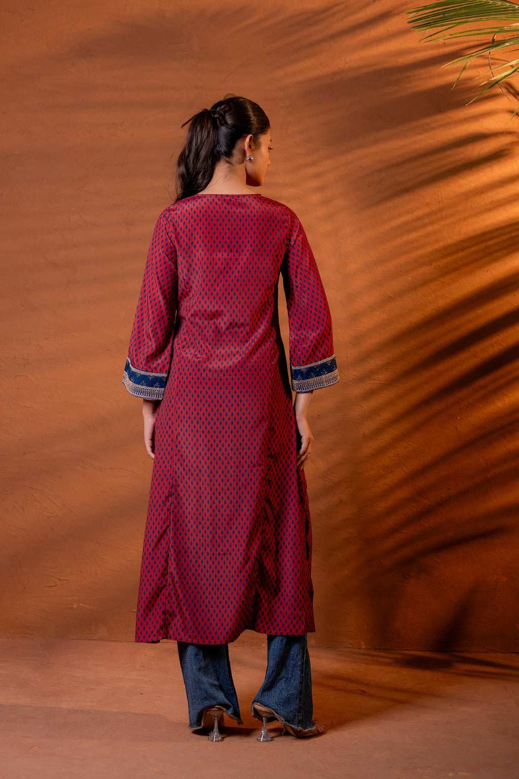 Juniper Noor Jaal Printed Long Kurta | Grocsy