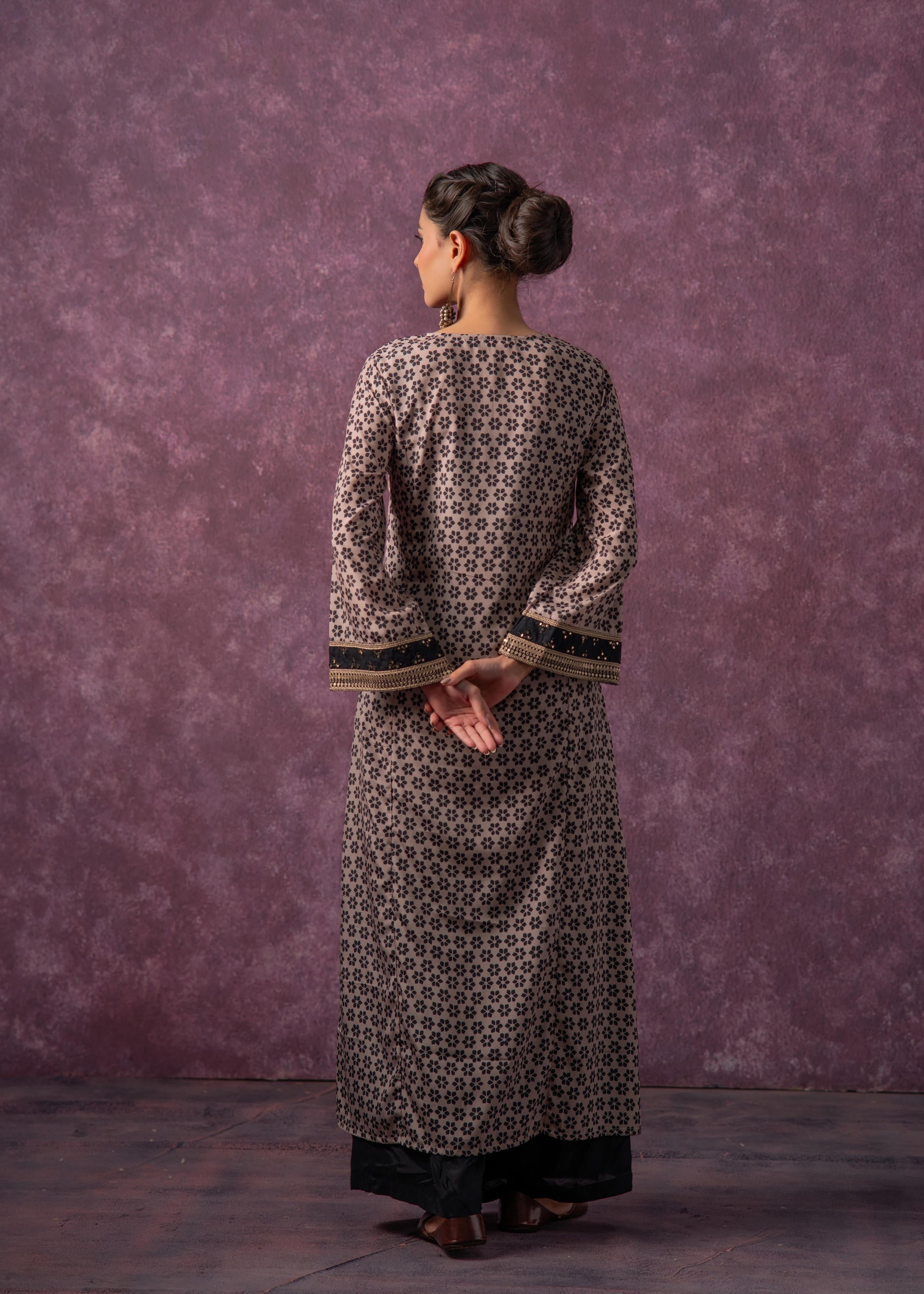 Juniper Noor Jaal Printed Long Kurta | Grocsy