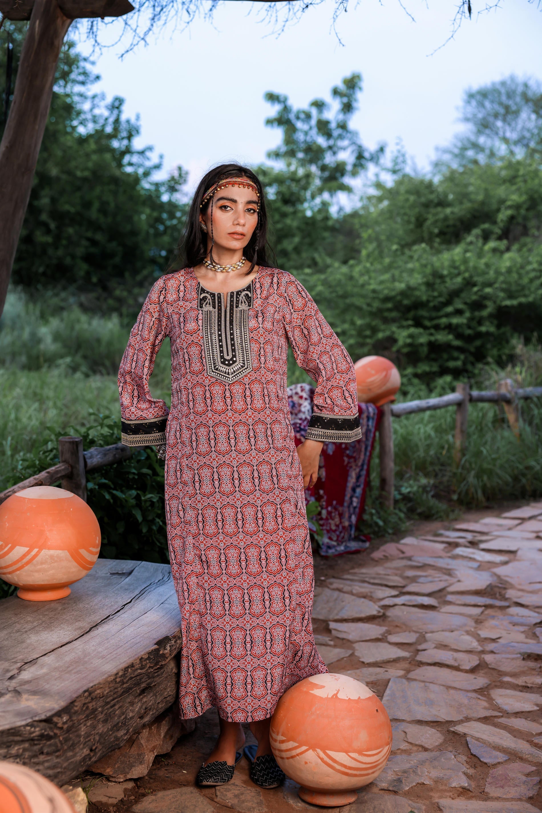 Juniper Black & Brown Ethnic Motif Embroidered Straight Kurta With Zari & Mirror Work | Grocsy