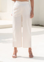 Juniper Women'S Off White Solid Straight Cotton Pant With Pocket | Grocsy