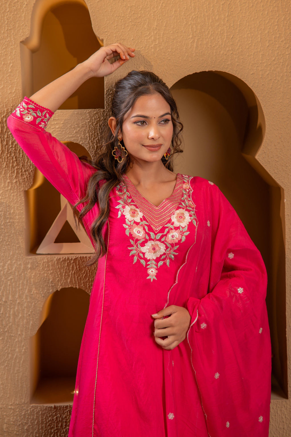 Juniper Fuchsia Floral Embroidered Kurta Set With Scallop Dupatta | Grocsy